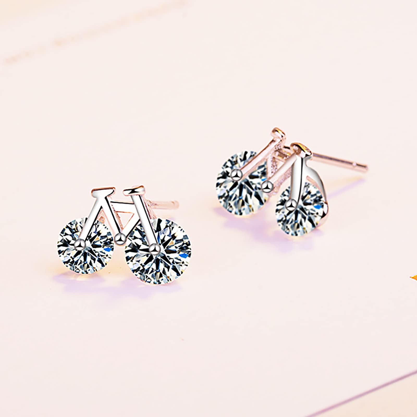 Stylish Dangle Hoop Earrings for Women & Men - Fashionable Body Piercing Jewelry, Creative Bicycle Stud Earrings - Perfect for Parties, Dating & Everyday Wear