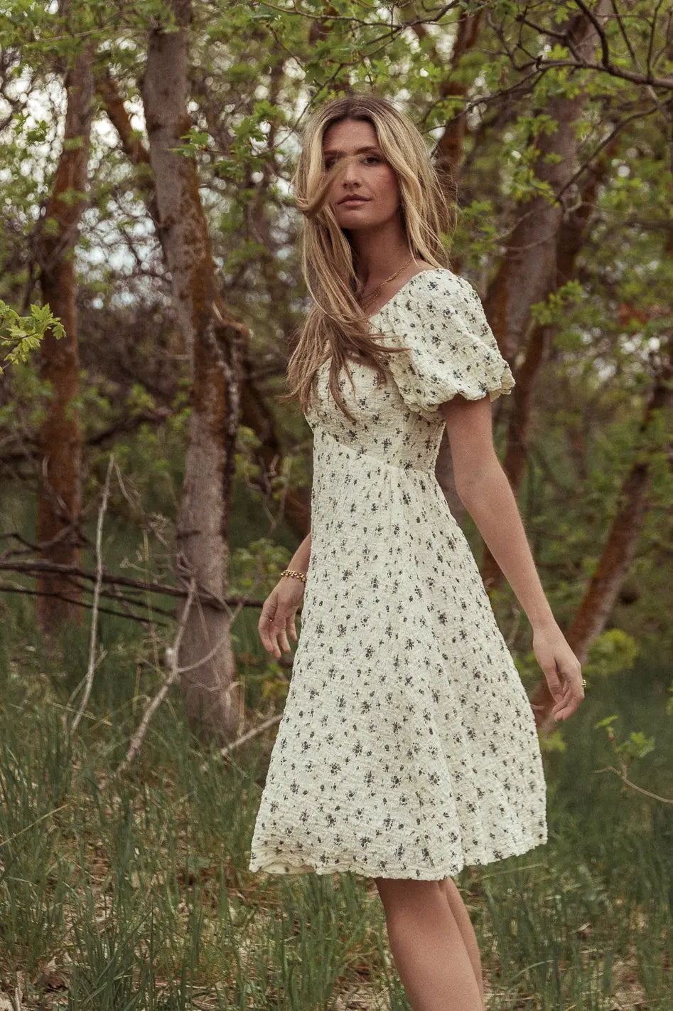 Alotta Women's Floral Smocked Dress - Elegant Summer Midi Dress for Beach, Wedding & Party Occasions