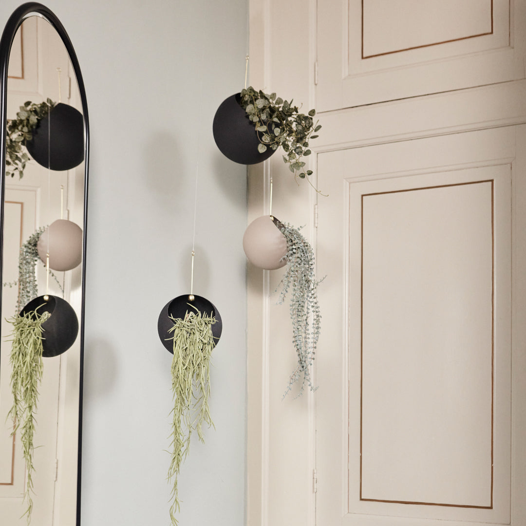 Hanging Globe Flower Pot - Large Set of 2 - Decorative Outdoor/Indoor Planter for Balcony, Garden & Home Decor