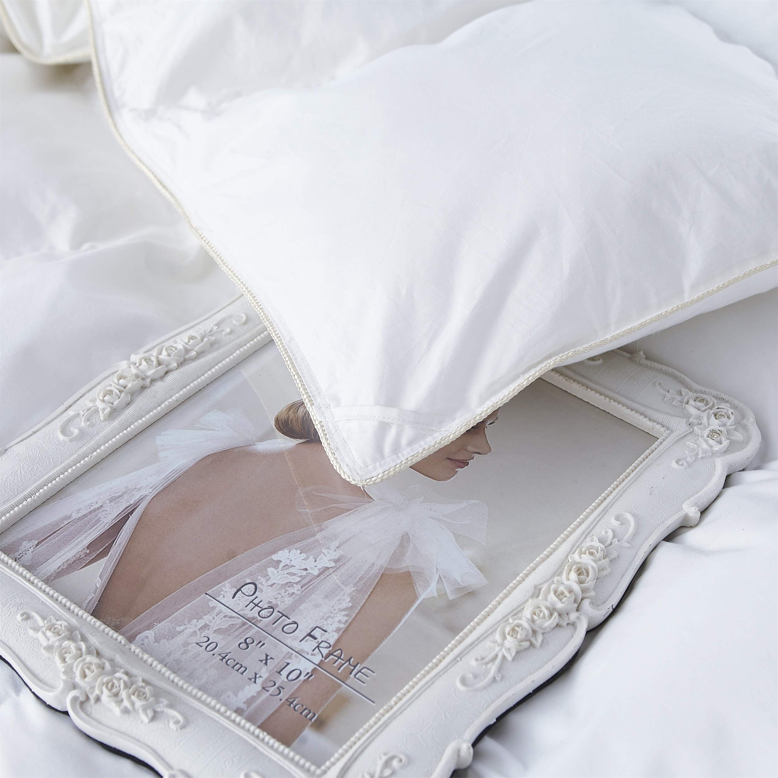 Premium All-Season Twin Size Luxury Siberian Goose Down Comforter - 100% Egyptian Cotton Cover - Hypoallergenic Feather Duvet Insert (Twin, White) - Perfect for Bedrooms, Guest Rooms & Dormitories