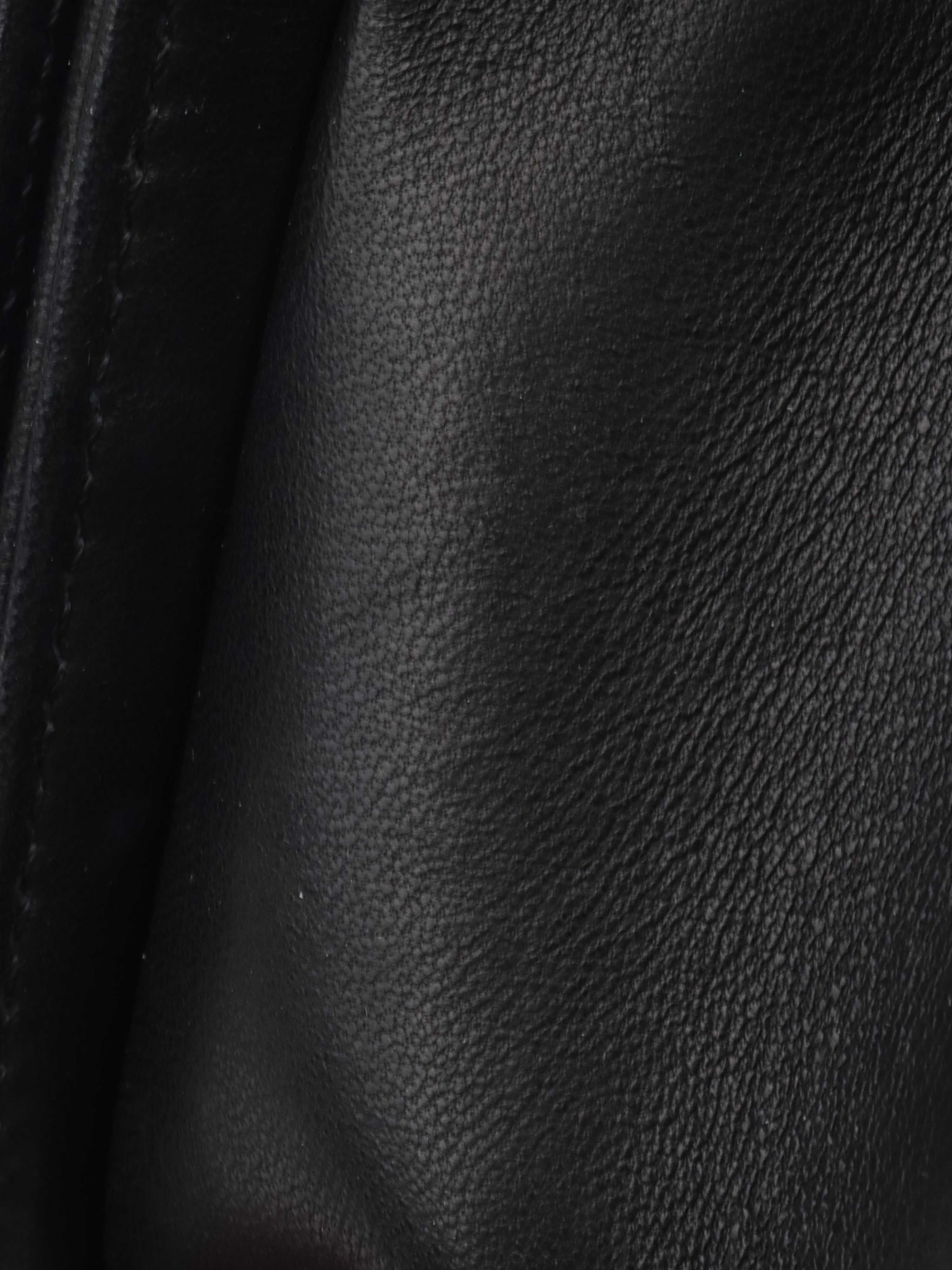 Chanel Black Lambskin Medium Boy Bag with Ruthenium Finish Metal Hardware - Luxury Designer Handbag for Women, Perfect for Evening Events & Special Occasions