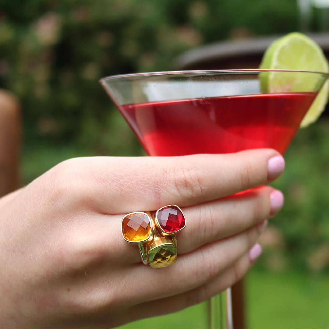 Garnet Cocktail Ring in Gold - Elegant Statement Jewelry for Evening Parties, Date Nights & Special Occasions