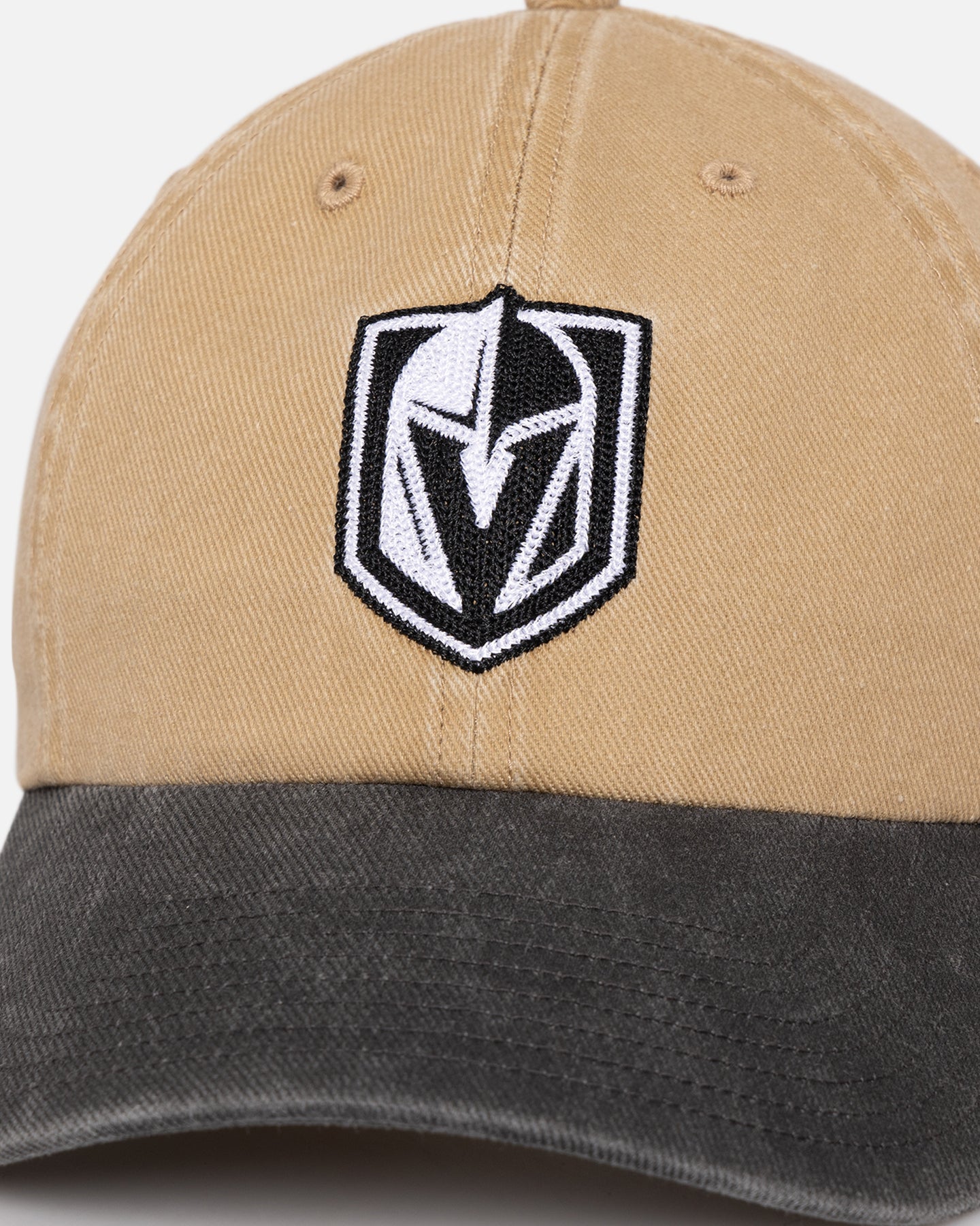47 Brand Vegas Golden Knights 'Apollo Chain' 47 Clean Up Strapback Khaki Adjustable Hat - Official NHL Team Snapback Cap for Men & Women - Perfect for Game Day, Sports Events & Casual Wear