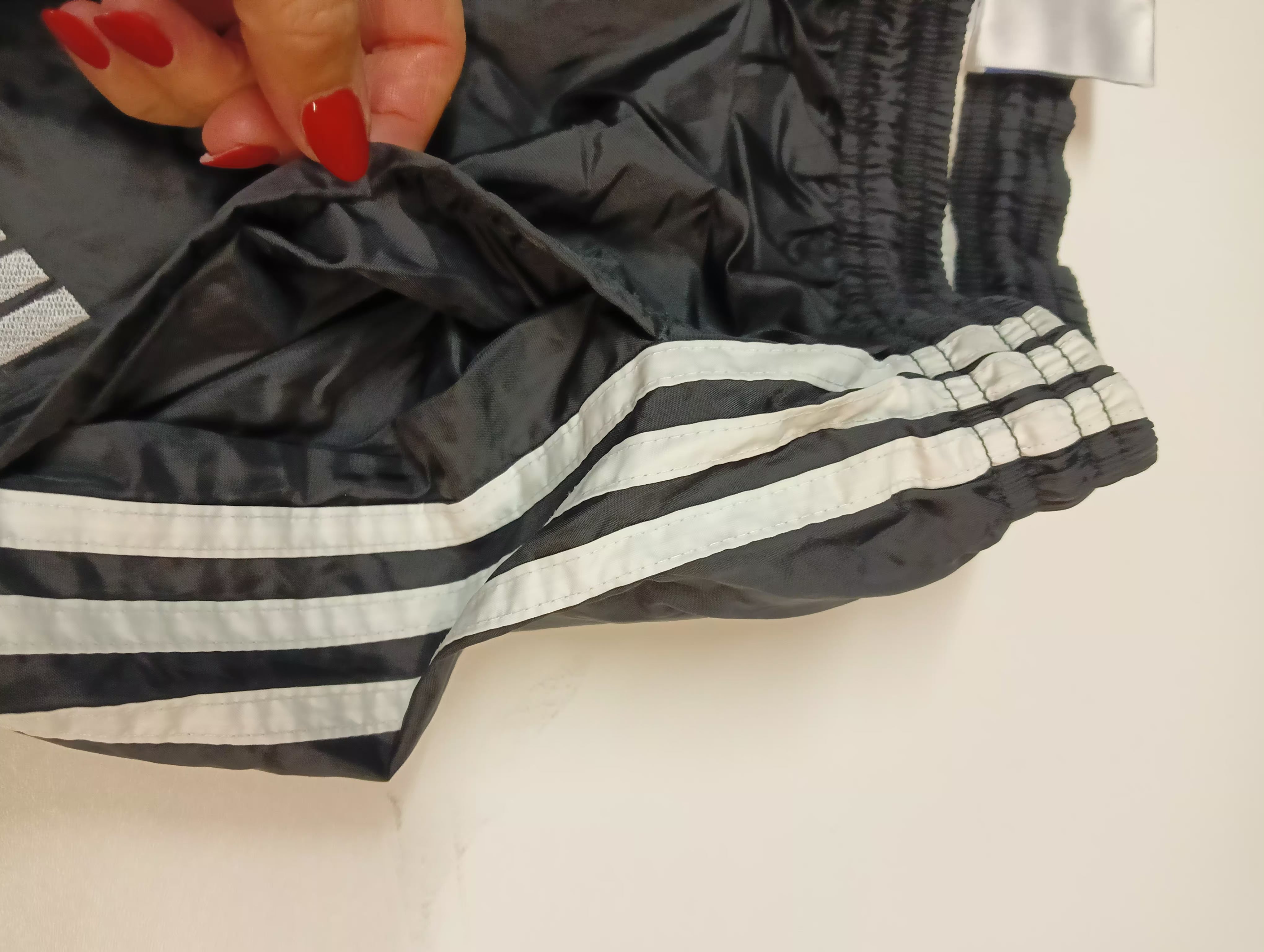 Adidas Vintage Track Pants for Men - Baggy Fit Retro Joggers M1724 | Casual Streetwear & Lounge Comfort