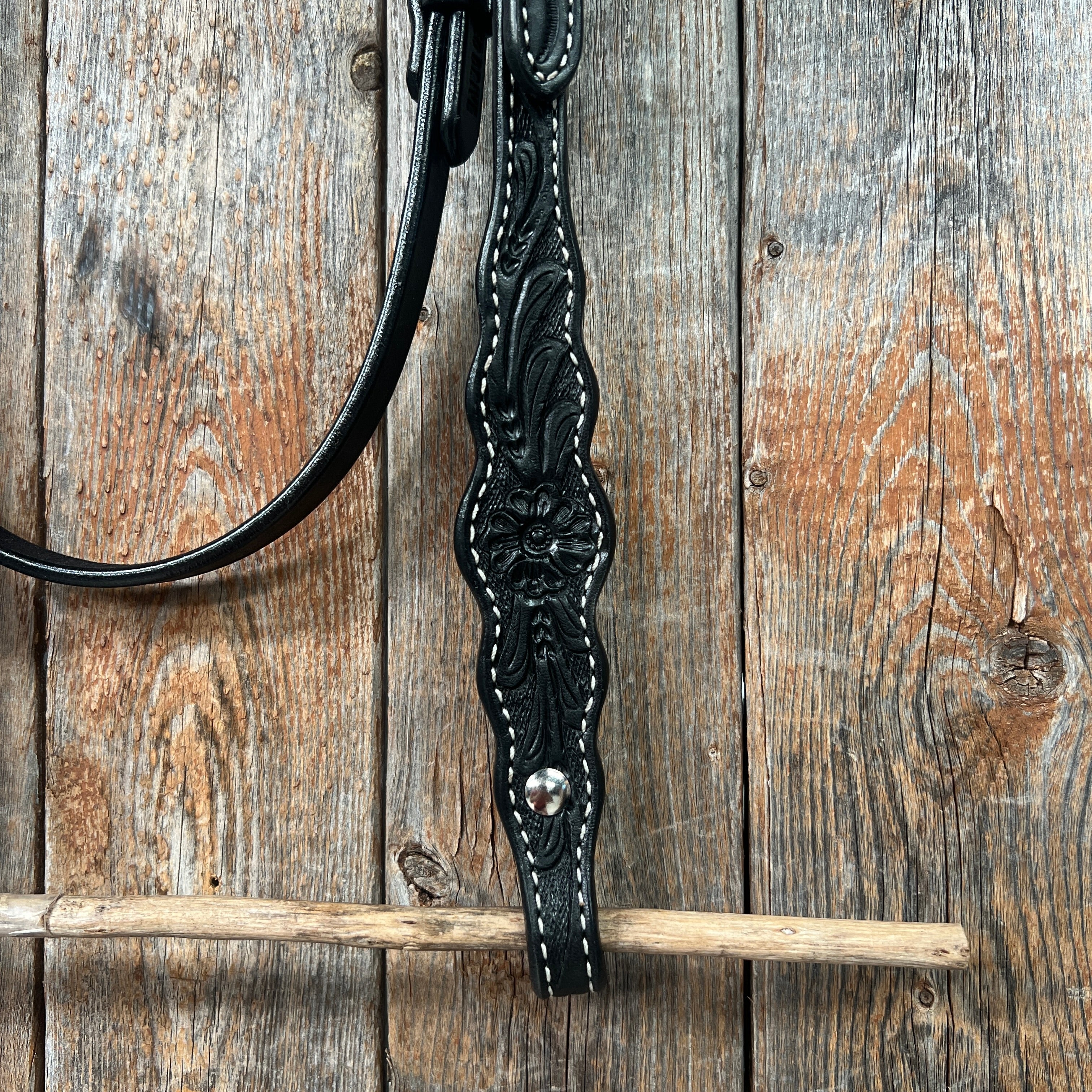 Floral Scalloped Black Browband Headstall Bridle for Horses - Elegant Equestrian Show & Dressage Riding Accessories