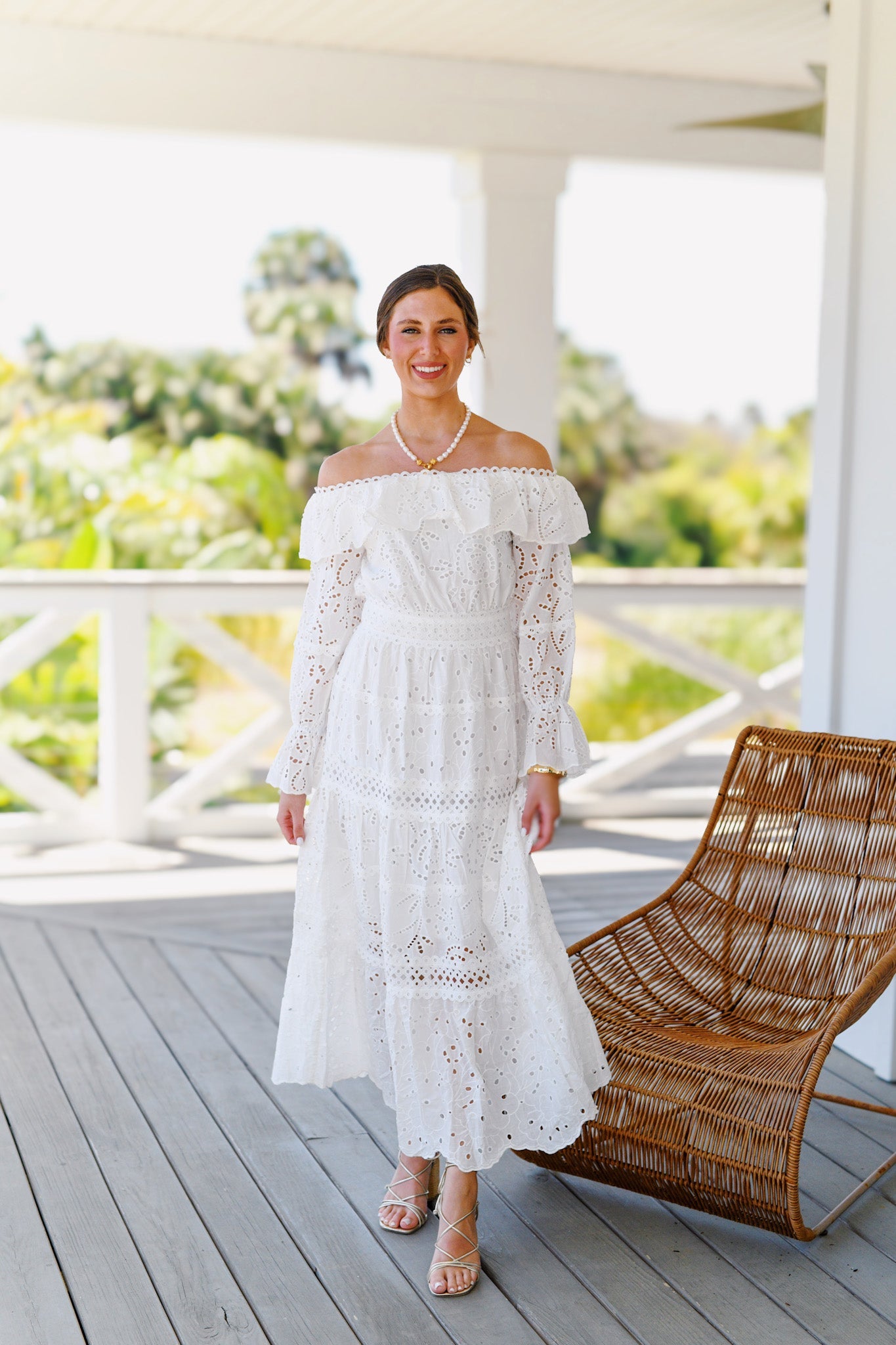 Elegant White Off Shoulder Lace Dress for Women - Perfect for Weddings, Parties & Special Occasions