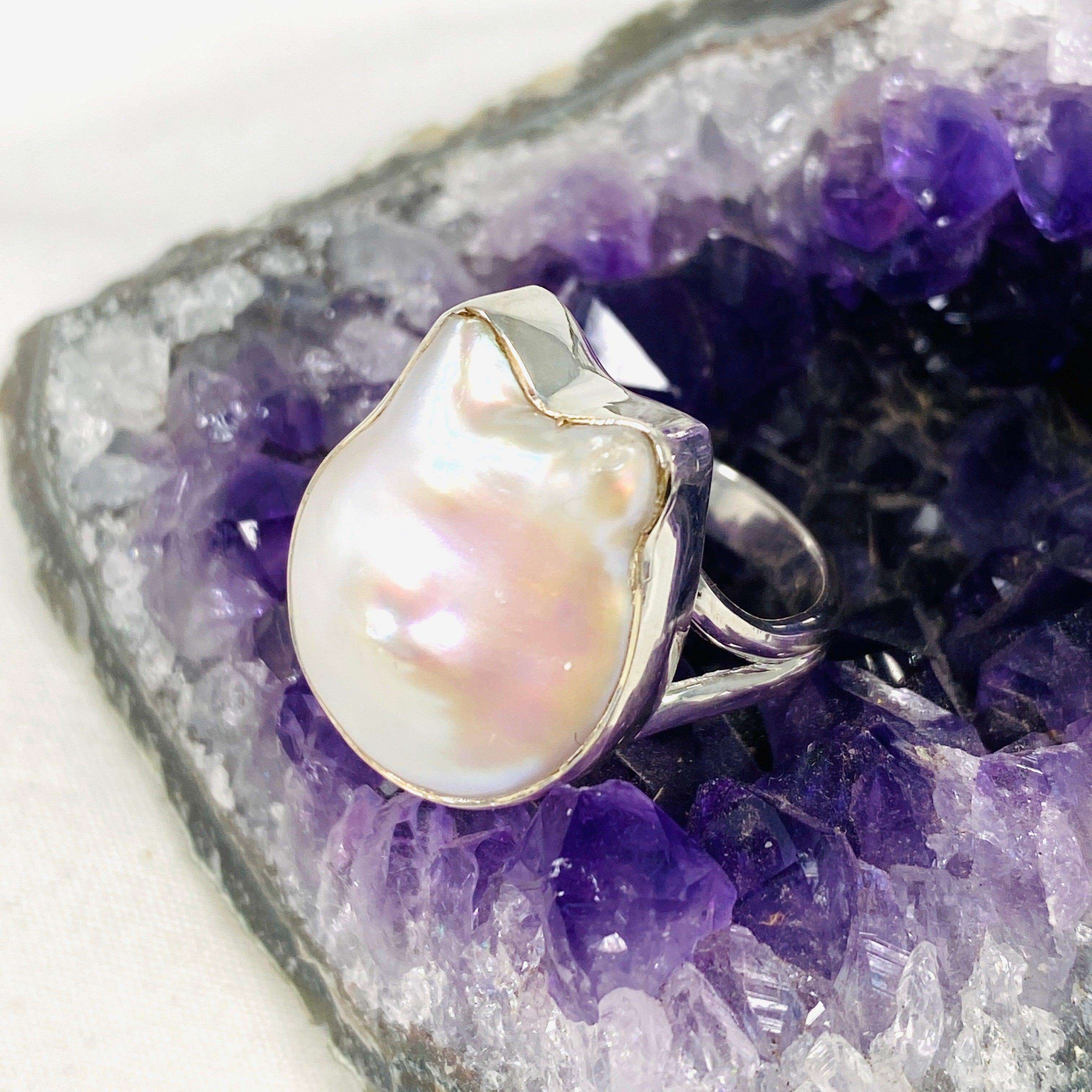 Elegant 9K Gold Pearl Ring KRGJ2932 - Perfect for Weddings, Anniversaries & Special Occasions