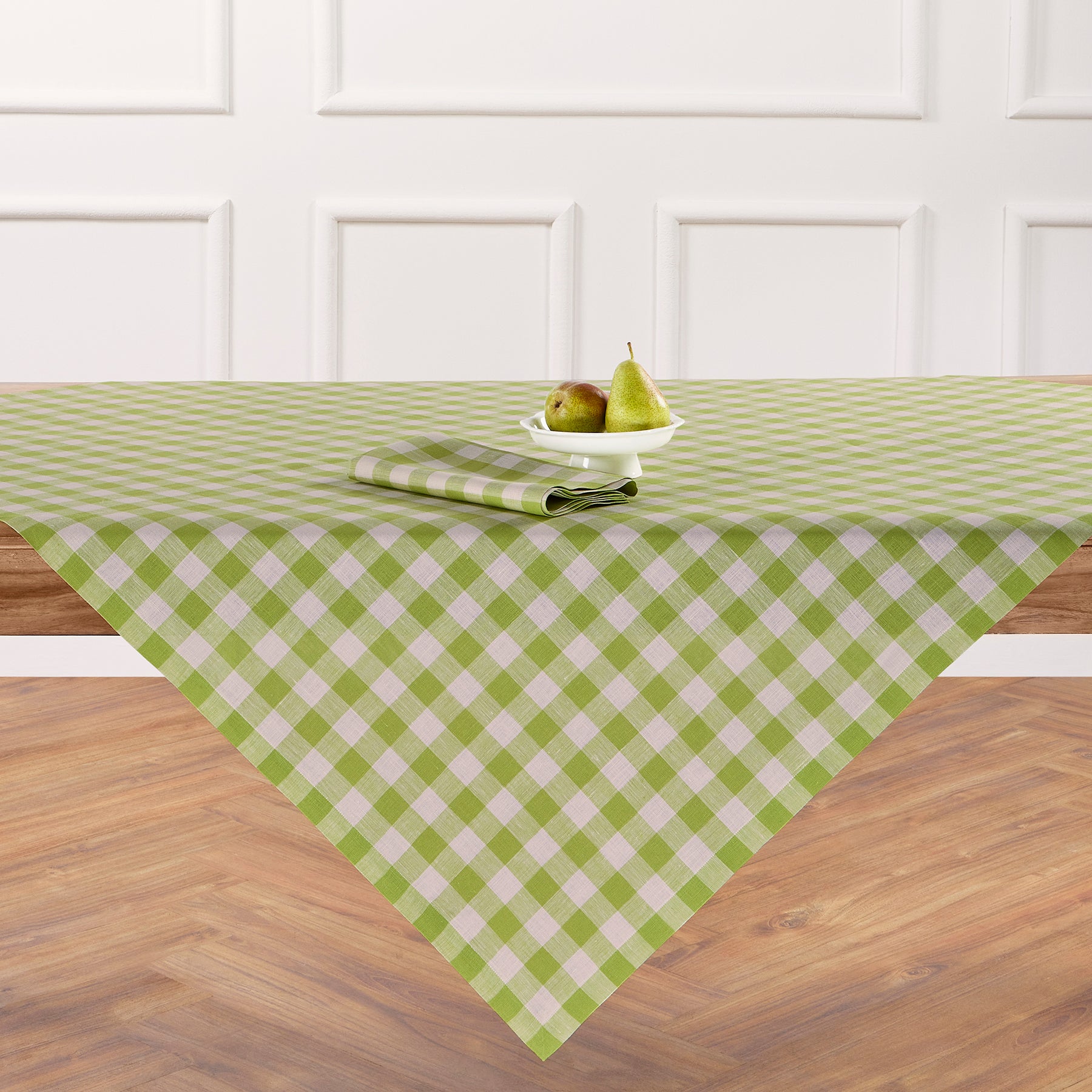 Morgan Check Table Throw - Classic Plaid Tablecloth for Dining Room, Kitchen, and Outdoor Picnics | Durable & Stylish Home Decor for Parties & Gatherings