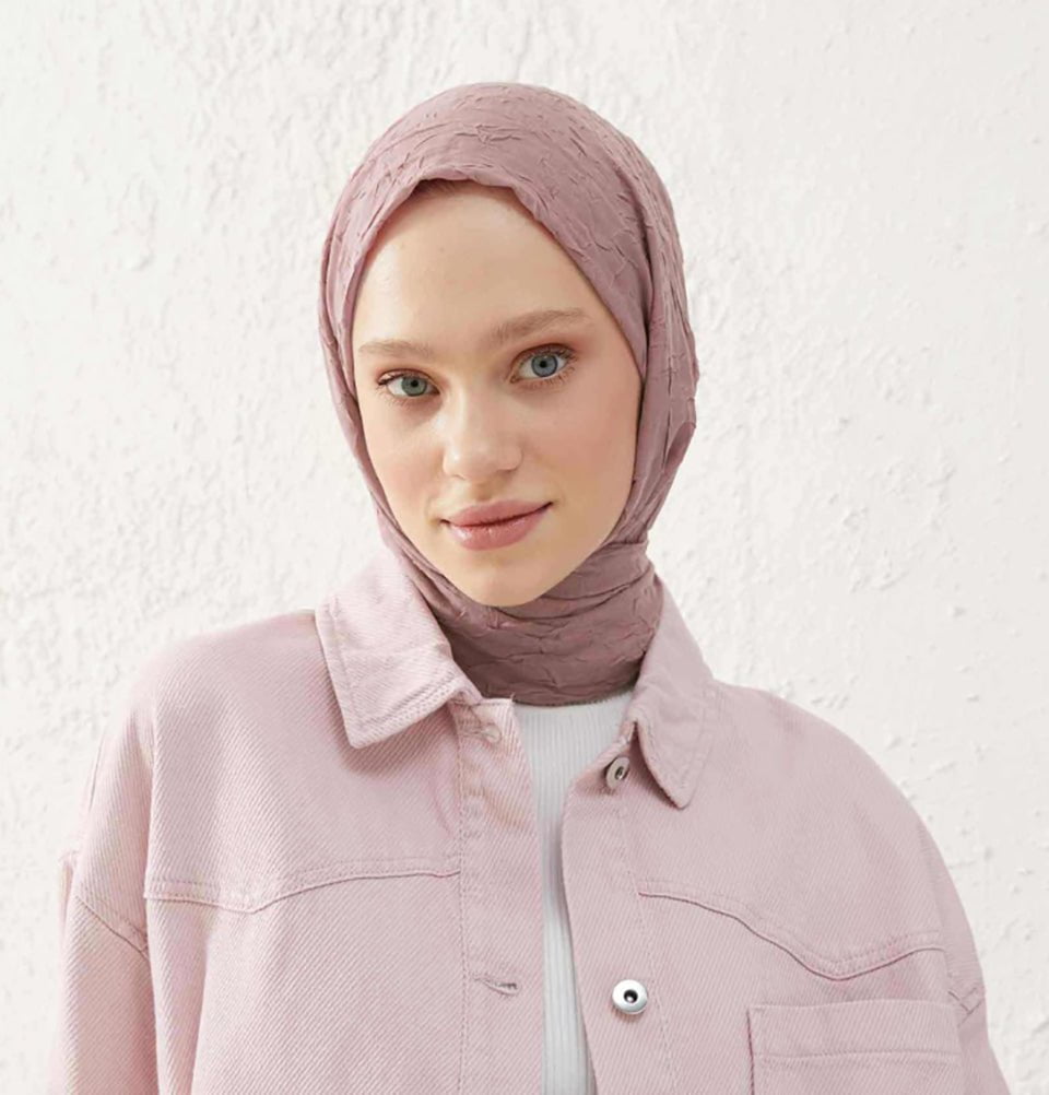 Bamboo Viscose Summer Hijab Shawl - Soft & Breathable Scarf in Muted Pink | Perfect for Beach, Travel & Everyday Wear