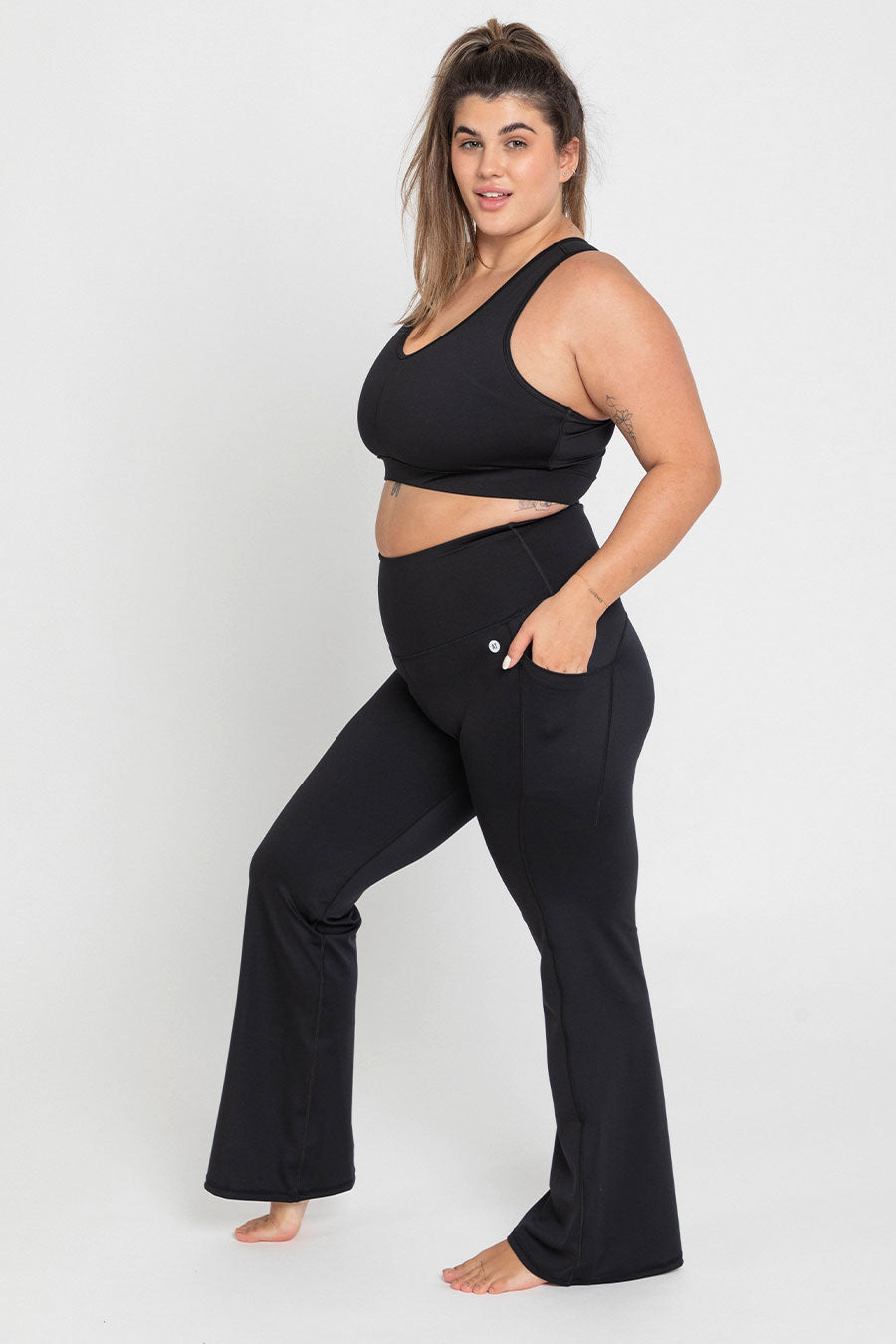 Thermal Flare Pocket Leggings for Women - High Waisted Warm Winter Yoga Pants with Side Pockets - Black - Perfect for Yoga, Running, Gym & Lounge Wear