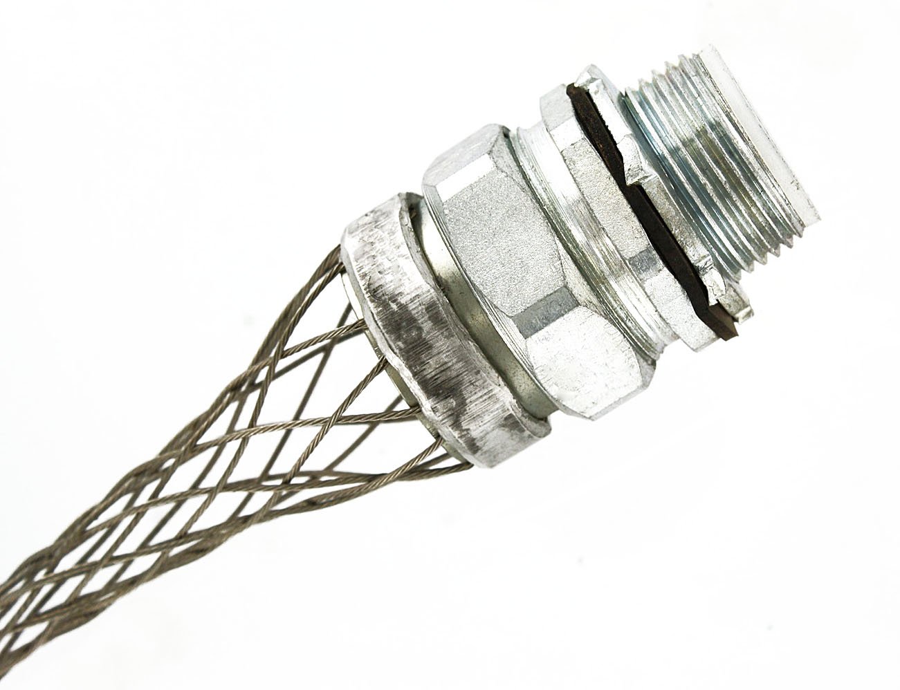 Leviton L7904 STR REL GP Liquidtight 1-Inch Mesh 5-1/4-Inch Straight Metal Conduit Fitting - Weatherproof Electrical Connector for Outdoor & Industrial Wiring