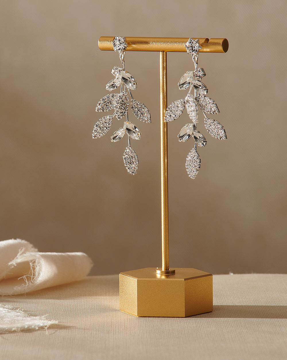 Tatum Wedding Earrings for Bride – Elegant Pearl & Crystal Bridal Jewelry – Perfect for Weddings, Prom, and Special Occasions