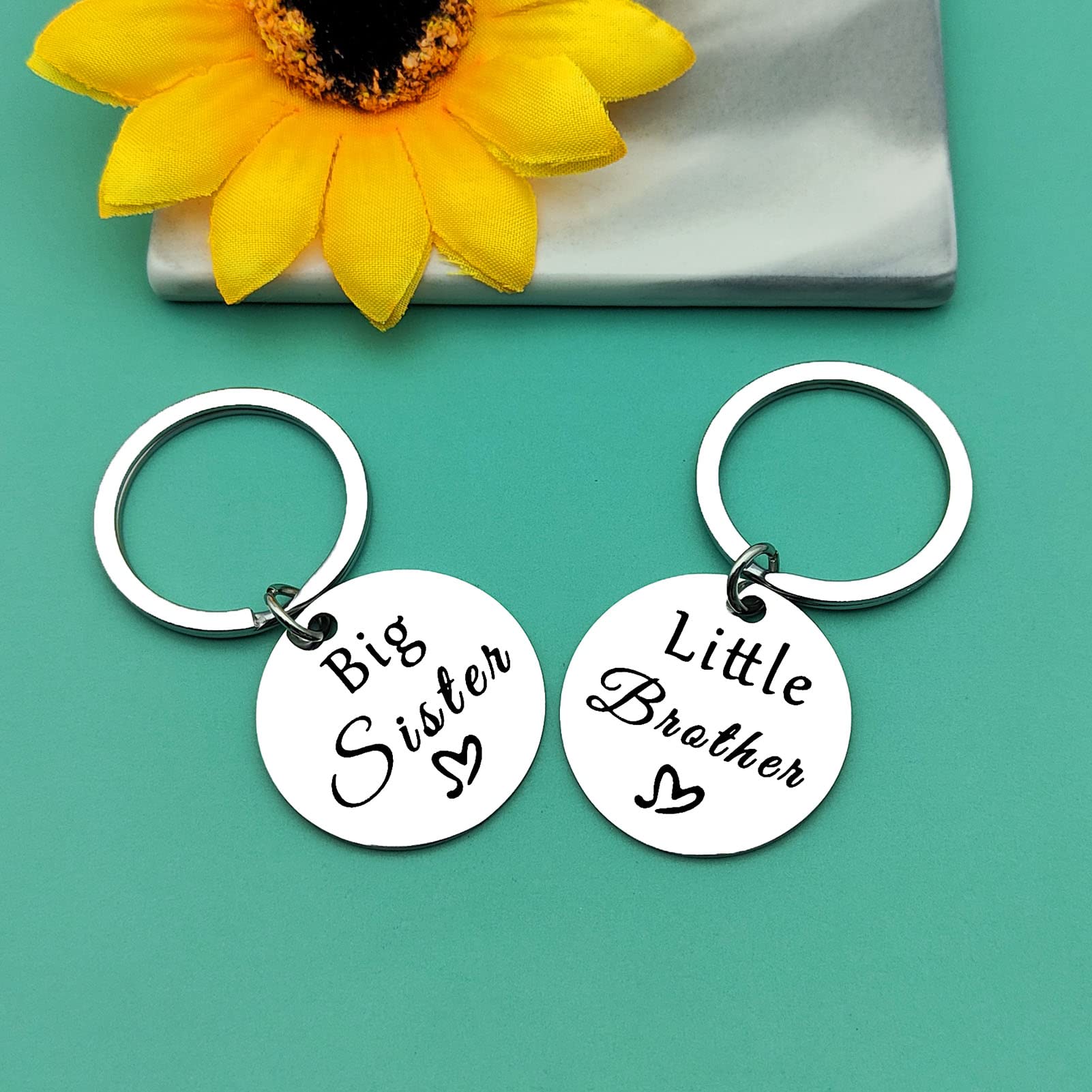 Best Brother Sister Keychain Set - Matching Gifts for Siblings, Birthday Present for Big Brother & Little Sister - Perfect for Family Bonding, Sibling Appreciation & Special Occasions
