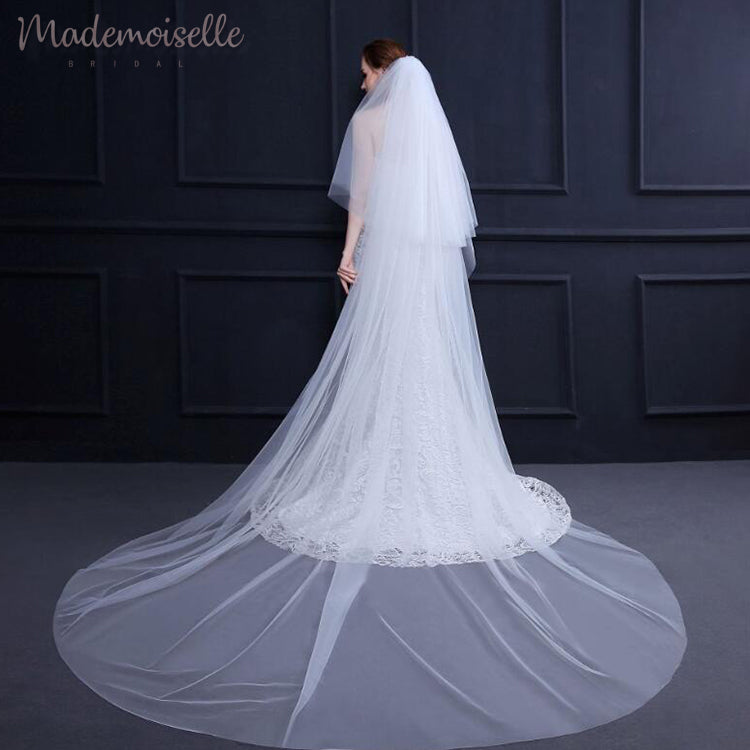 Denisse Veil - Elegant Lace Wedding Veil for Brides | Perfect for Church Ceremonies & Outdoor Weddings
