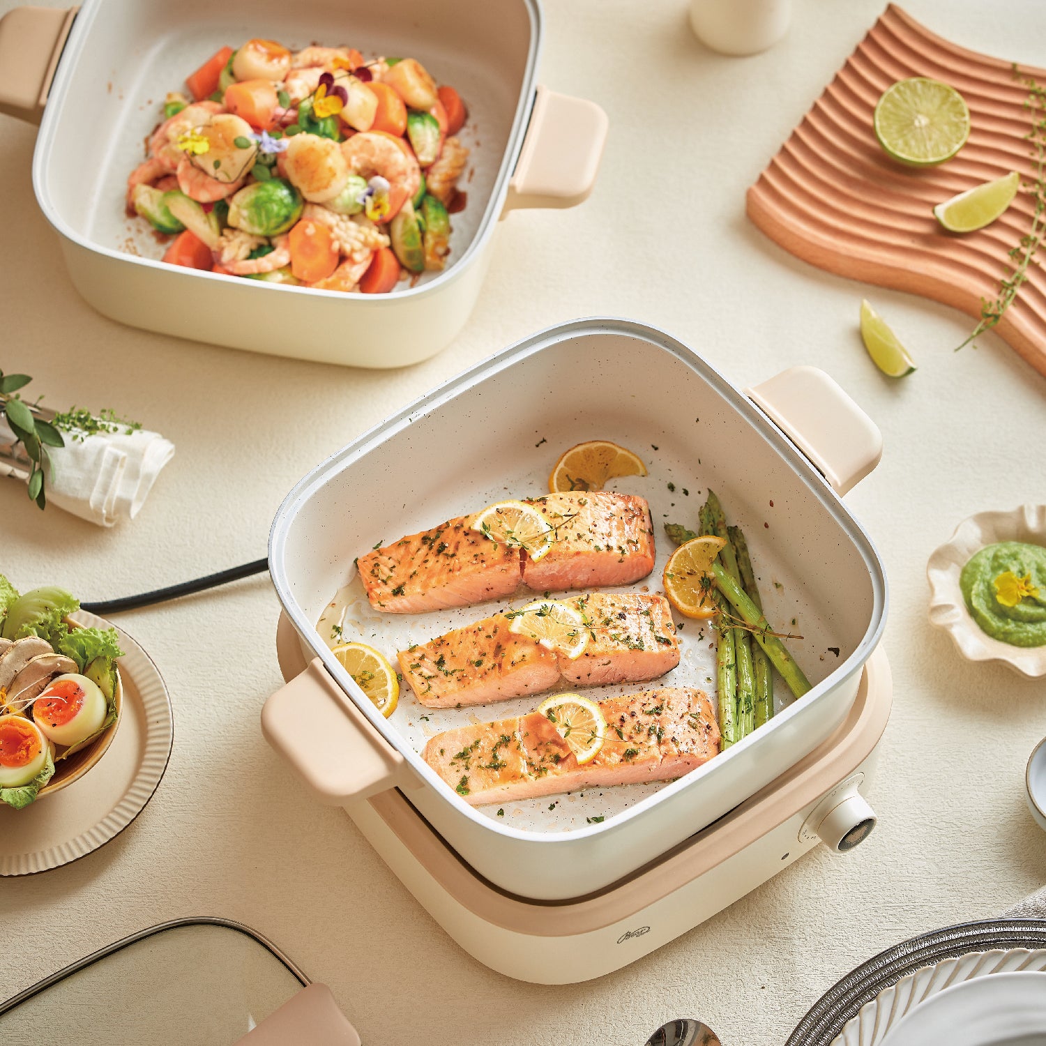 Bear MHP 151CW Multi-Function Electric Hot Pot - Perfect for Family Gatherings, Dorm Cooking & Hot Pot Parties