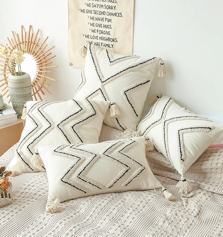 Modern Geometric Square Throw Pillows for Couch - Beige Decorative Cushion Covers - Contemporary Home Decor Accent Pillows for Living Room, Bedroom & Interior Design