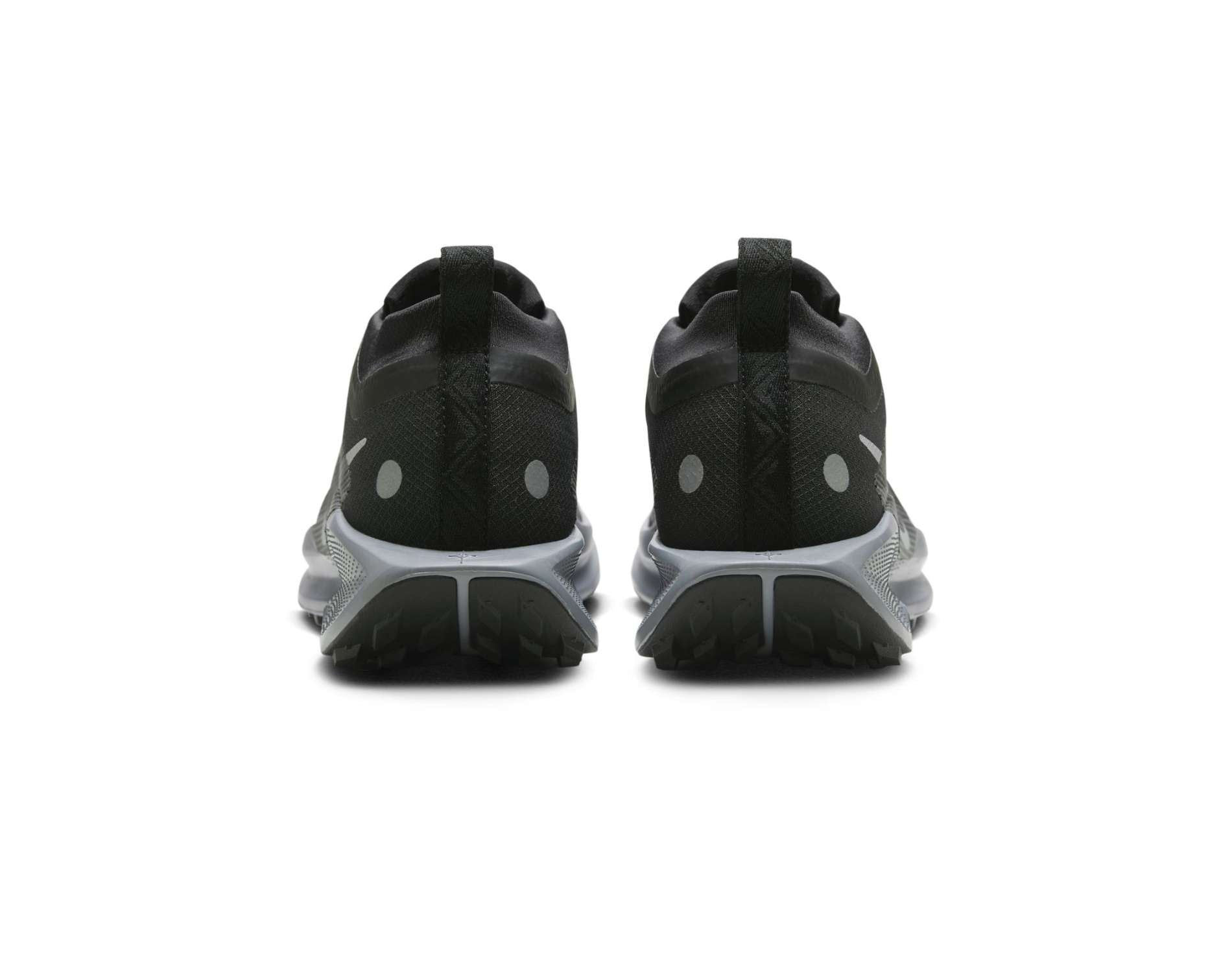Nike React Pegasus Trail 5 GTX Women's Waterproof Trail Running Shoes - Lightweight Cushioned for Hiking & Outdoor Adventures