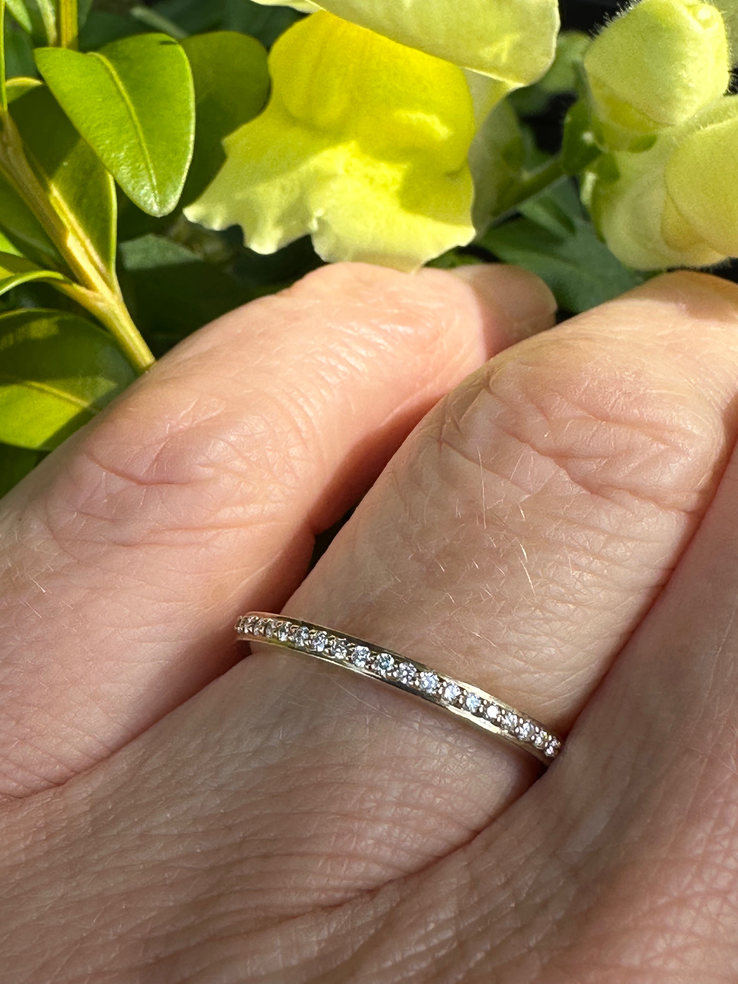 9ct Yellow Gold 0.08ct Diamond Half Eternity Ring - Size M - Elegant Wedding Band, Anniversary Gift for Her, Perfect for Bridal Jewelry & Special Occasions