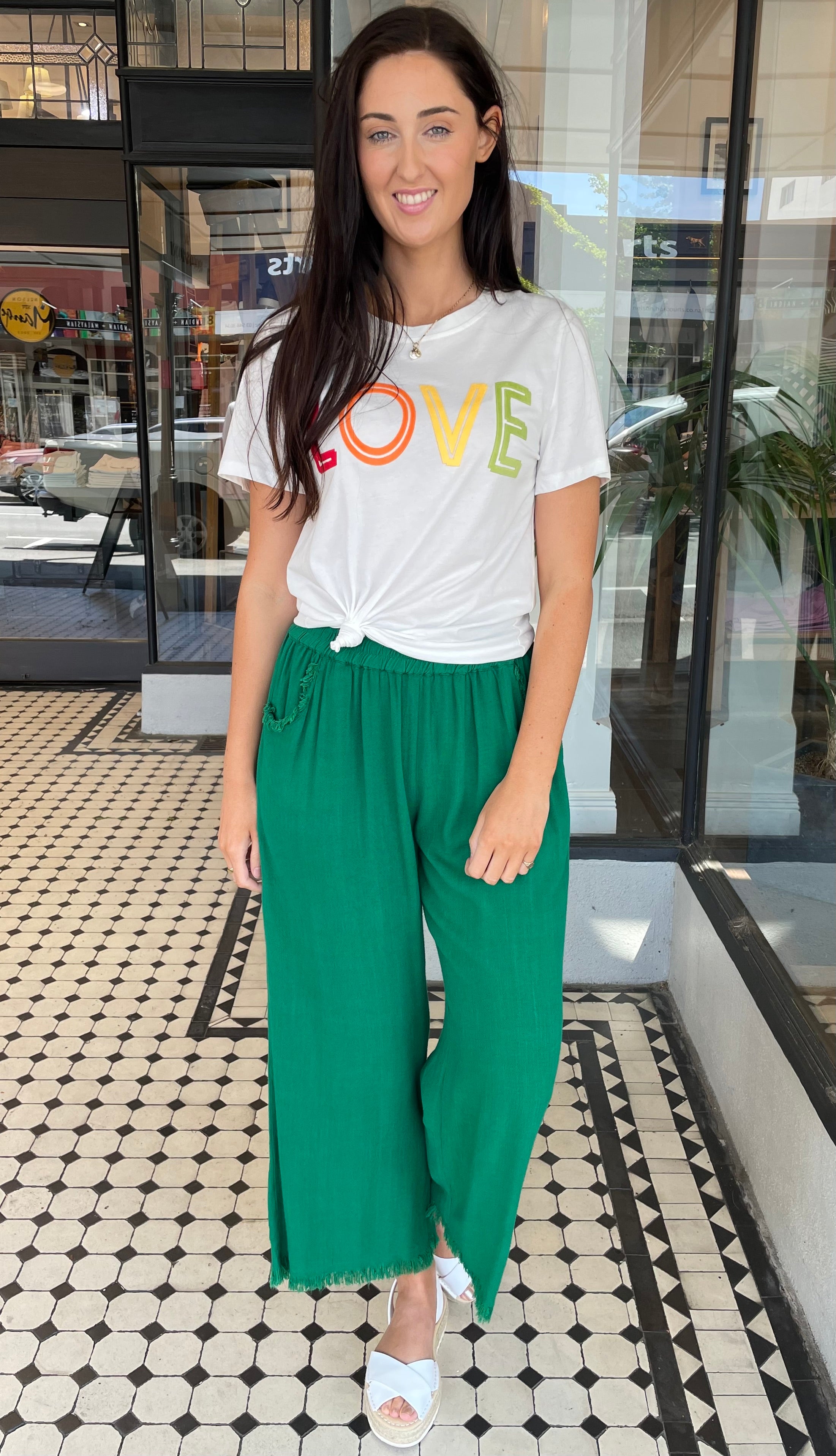 Villa Freyed Linen Pants for Women - Soft & Breathable Kelly Green Wide Leg Trousers - Perfect for Summer, Beach Vacations & Casual Outings