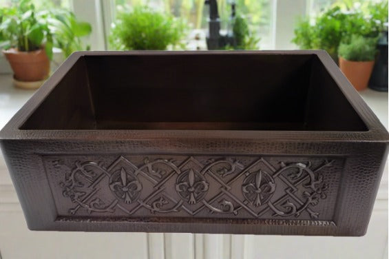 Elegant Fleur de Lis & Diamond Design Copper Farmhouse Kitchen Sink - Vintage Farmhouse Style for Rustic & Modern Kitchens
