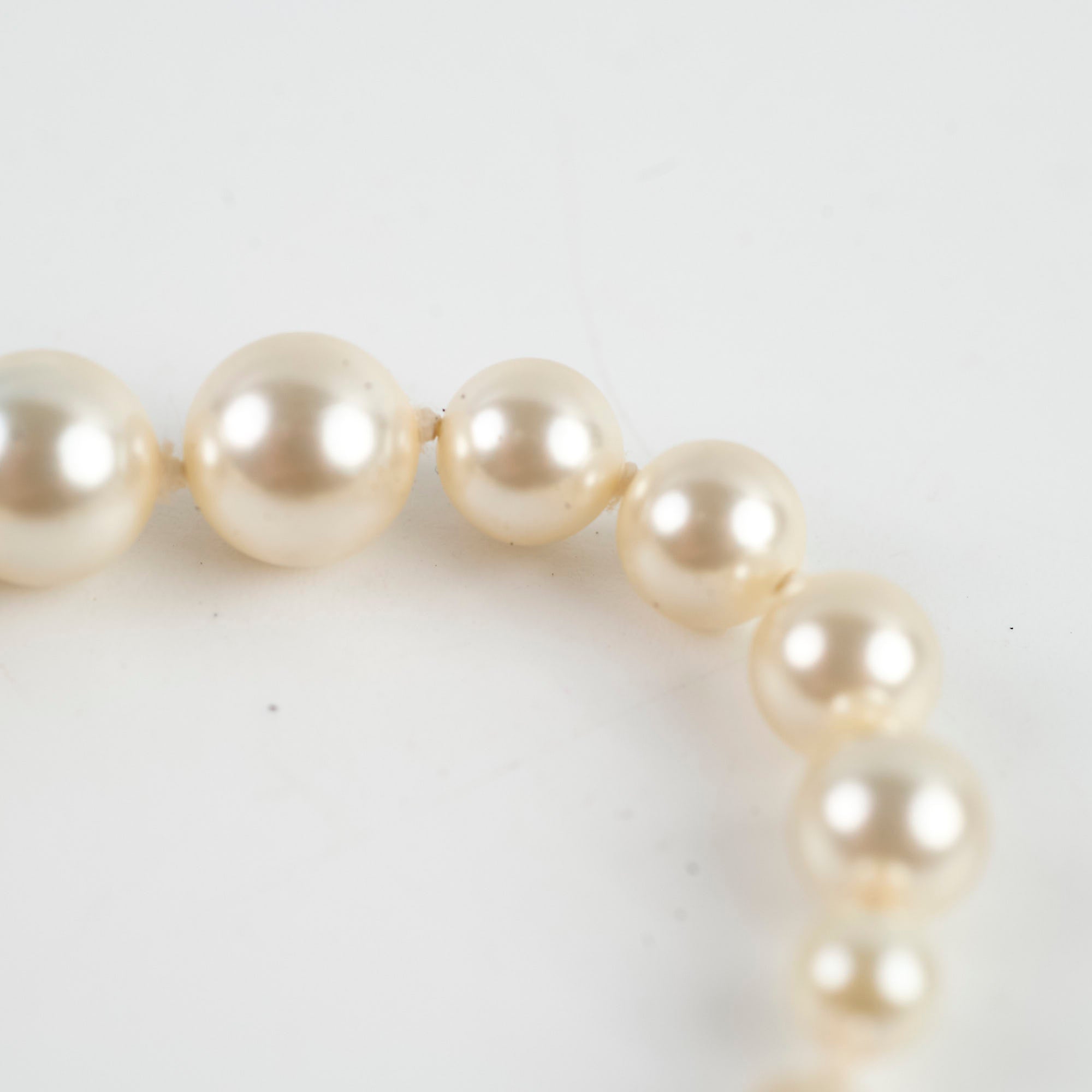 Chanel CC Logo Pearl Bracelet for Women - Luxury Fashion Jewelry Gift for Birthday, Anniversary & Special Occasions