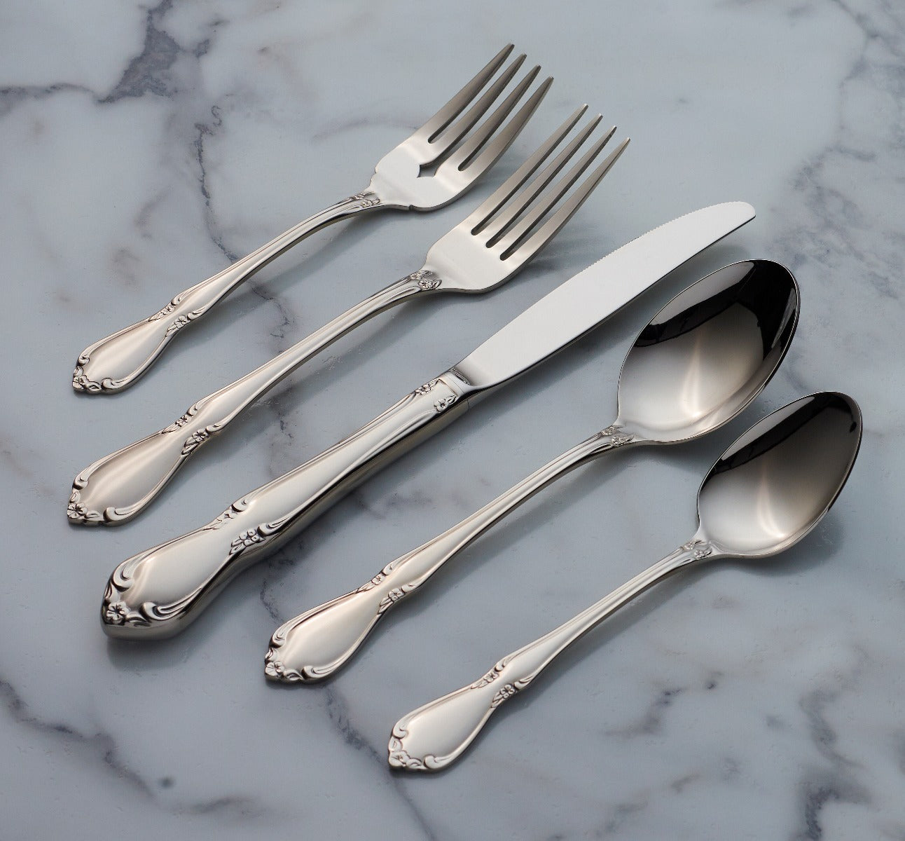 Chateau 5-Piece Dinnerware Set - Elegant Porcelain Plates, Bowls & Cups for Formal Dining, Entertaining & Special Occasions