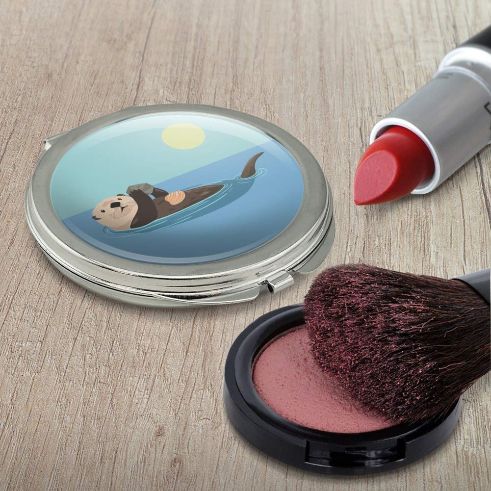 Sea Otter Eating Giant Clam Print Compact Travel Purse - Cute Makeup Mirror Handbag for Women - Perfect for Beach Vacation, Daily Use & Gift Giving