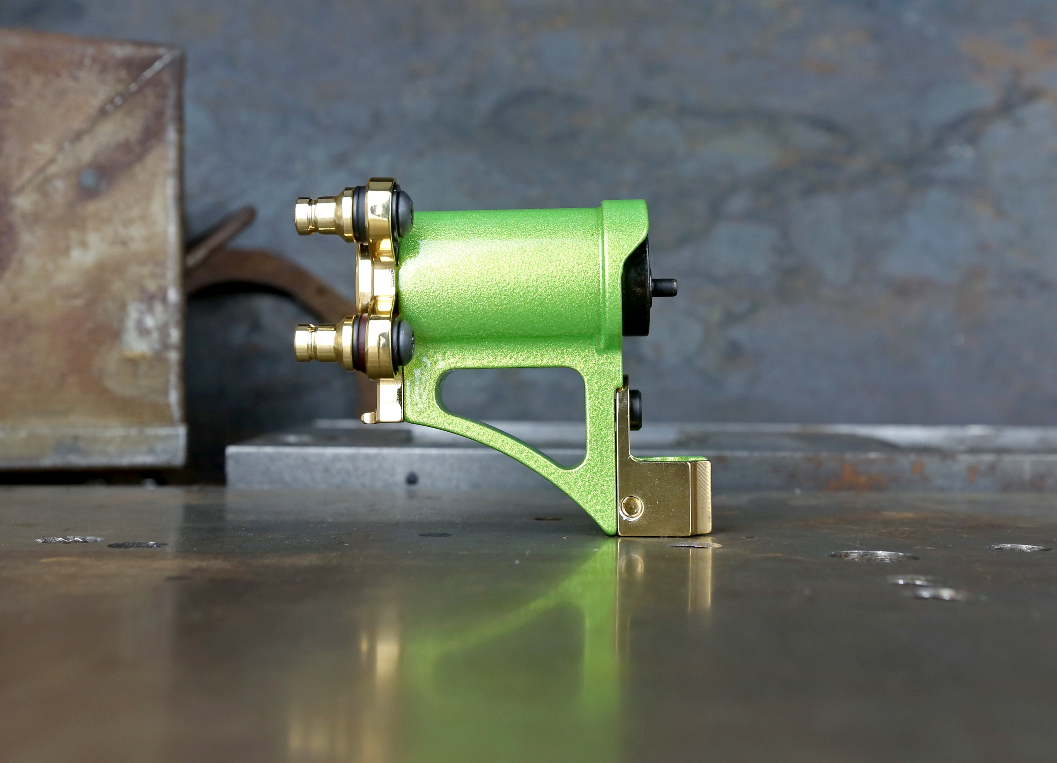 Limited Edition Sour Apple & Gold Mike Pike PMA Direct Drive Rotary Vaporizer - Perfect for Home Use, Travel & Discreet Vaping