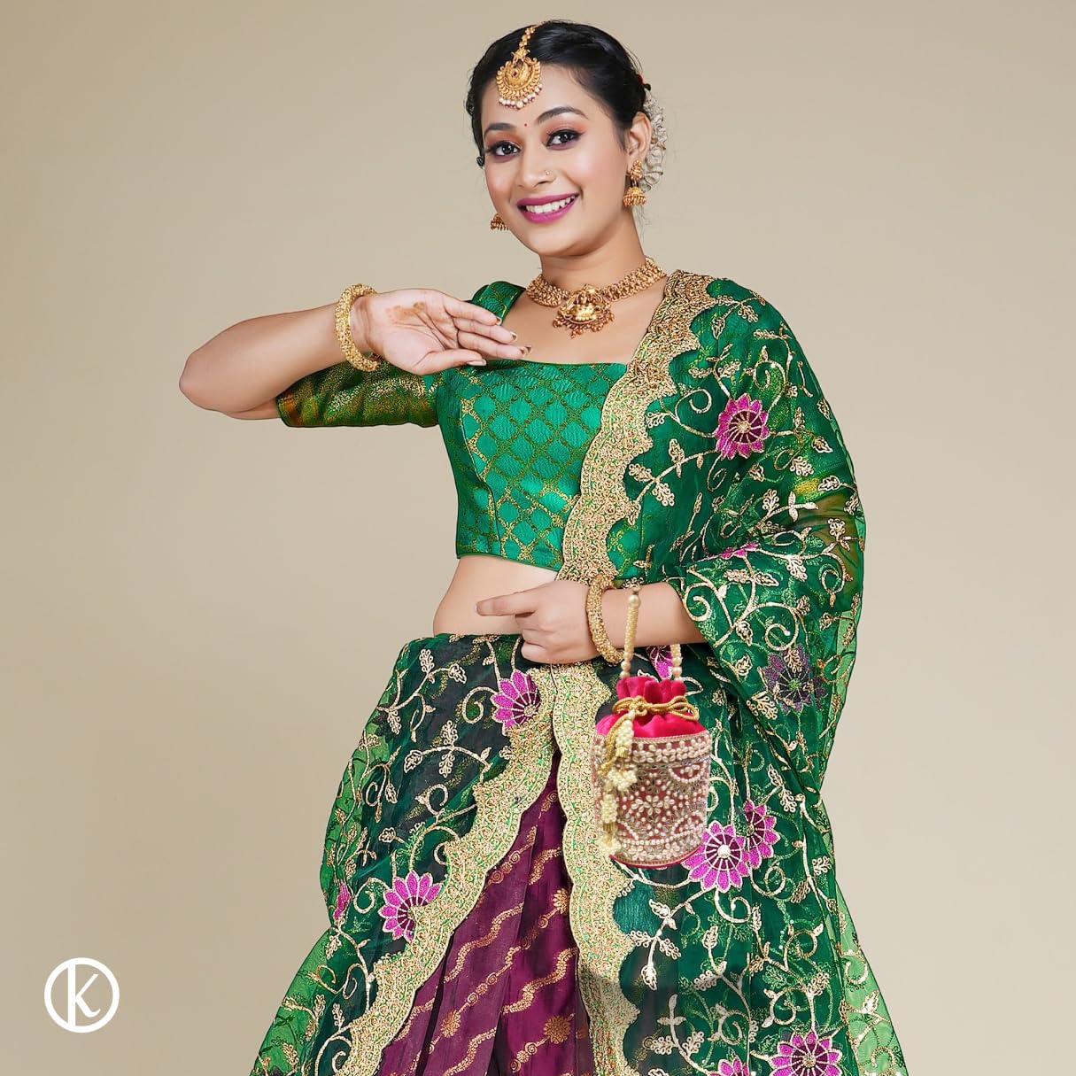Elegant Kundhadiya Collections Pearl Potli Bags for Women - Velvet Pink Wedding Clutch | Stylish Indian Beaded Handbag for Ladies | Perfect for Bridal Party, Festivals & Special Occasions