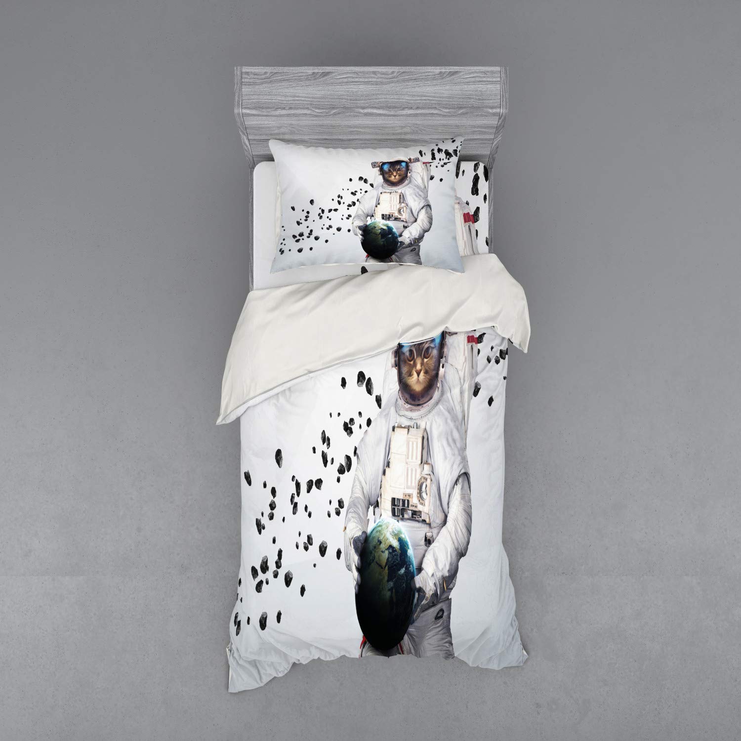Ambesonne Space Cat Duvet Cover Set - Astronaut Kitten in Space Suit Holding Planet with Galaxy Design, 3-Piece Twin Size Bedding Set with Pillow Sham & Fitted Sheet (White, Black, Blue) | Perfect for Kids' Room, Space Themed Bedroom & Sci-Fi Decor