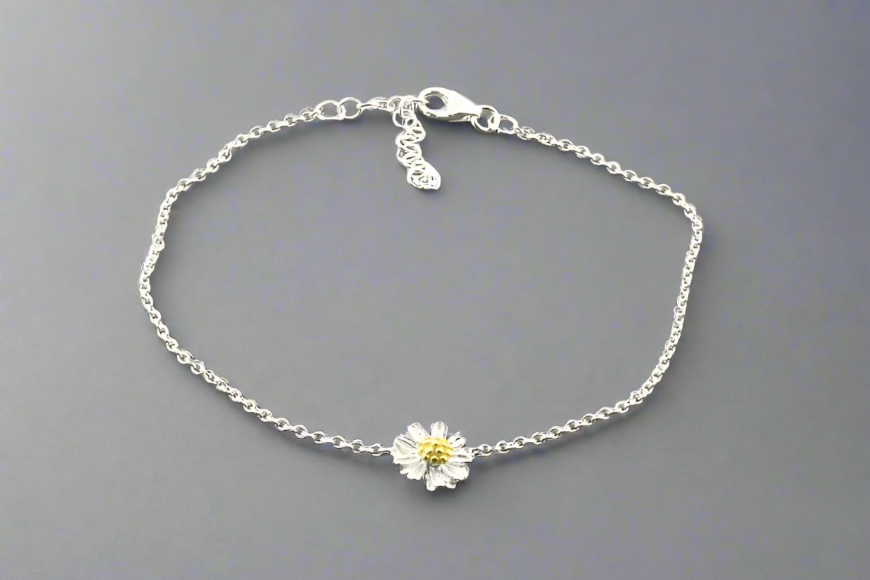 Sterling Silver Daisy & Link Bracelet with 22K Gold Plating - Elegant Jewelry for Women, Perfect for Everyday Wear, Gifts & Special Occasions