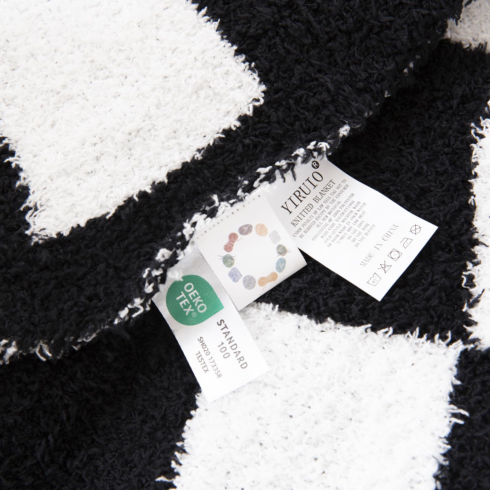 YIRUIO Reversible Checkered Chessboard Fluffy Throw Blanket - Super Soft Fuzzy Warmer for Bed, Couch & Sofa - Cozy Home Decor (Black, 51