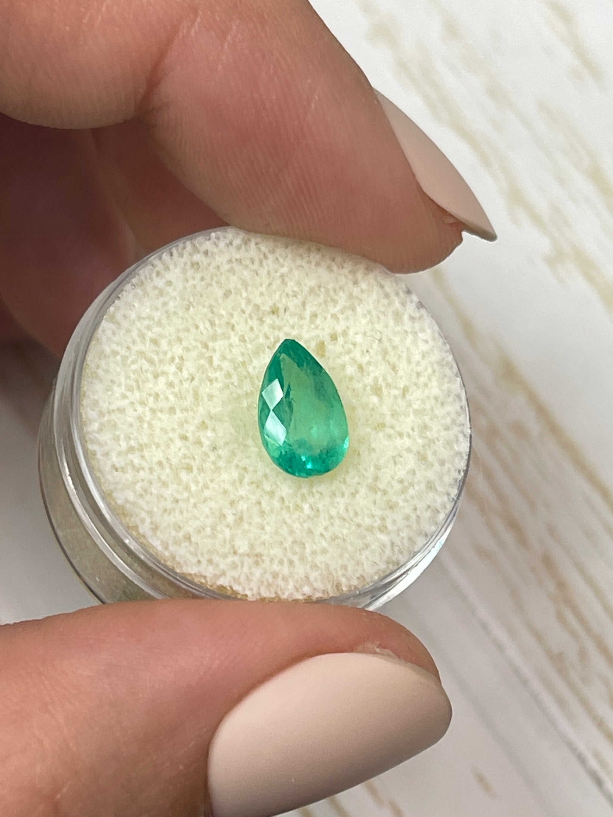 1.42 Carat Yellowish Green Natural Loose Colombian Emerald Pear Cut Gemstone for Jewelry Making, Engagement Rings & Luxury Gifts