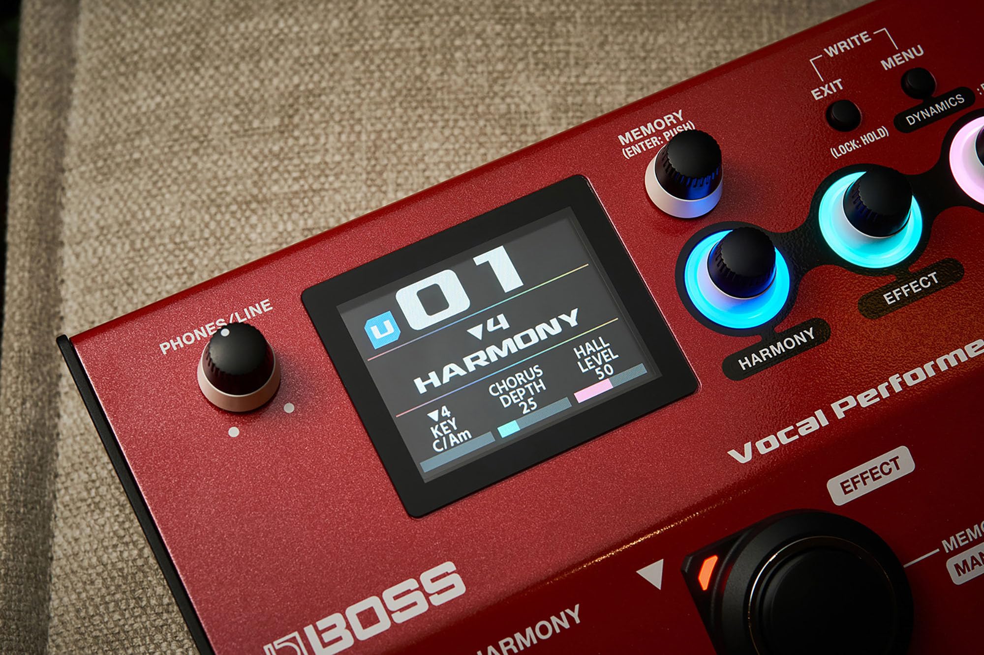 Boss VE-22 Vocal Performer Bundle with Carry Case, 10ft XLR Cable, 4 AA Batteries & Polishing Cloth - Professional Vocal Effects Processor for Live Performances & Studio Recording