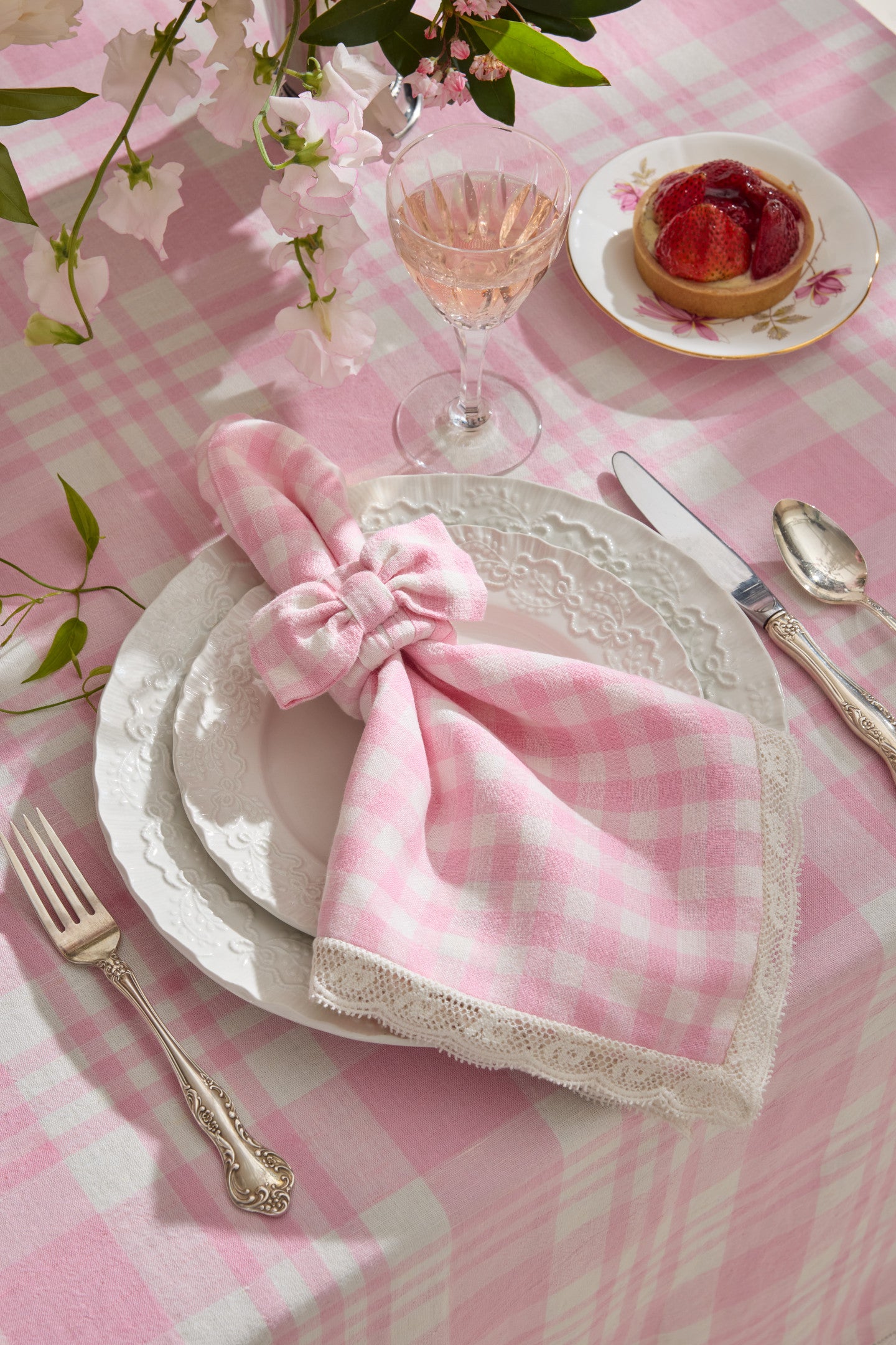 Premium Yarn-Dyed Gingham Napkins Set of 4 - 100% Cotton Checkered Table Linens for Dining, Picnics & Party Decor