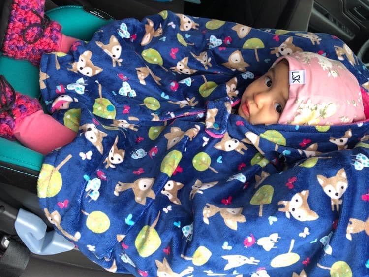 Best Car Seat Ponchos for Babies & Toddlers – Warm & Cozy Winter Wear for Car Rides, Stroller Walks & Outdoor Adventures
