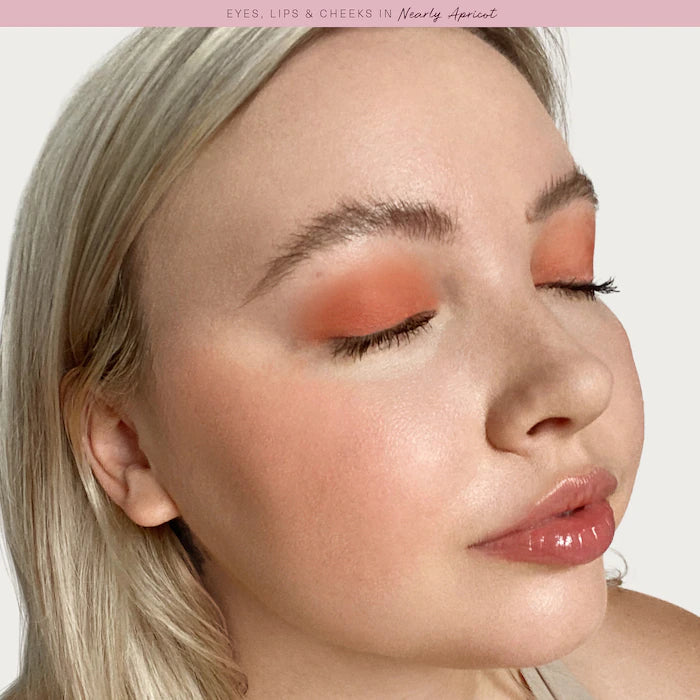Rare Beauty Stay Vulnerable Glossy Lip Balm - Hydrating & Shiny Lip Gloss for Dry Lips | Perfect for Everyday Wear & Makeup Looks