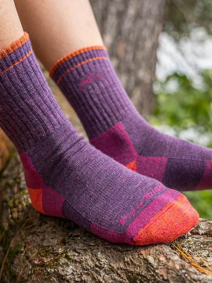 Darn Tough 1903 Women's Hiking Socks - Micro Crew Cushion Socks for Outdoor Adventures, Trekking & Cold Weather Comfort