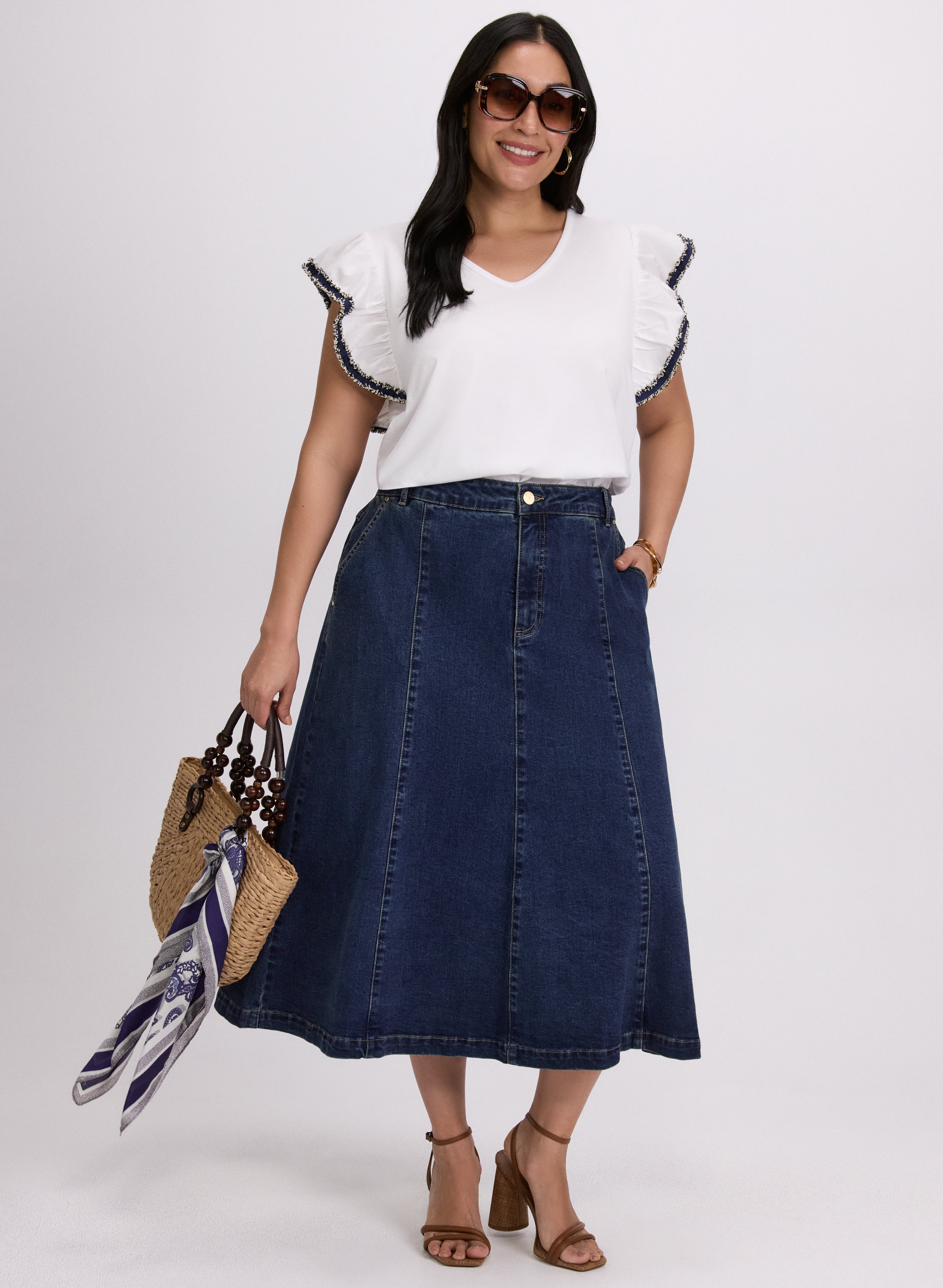 Stylish Denim Trim T-Shirt for Men & Women | Comfortable Cotton Blend Tee | Perfect for Casual Outfits & Streetwear Fashion