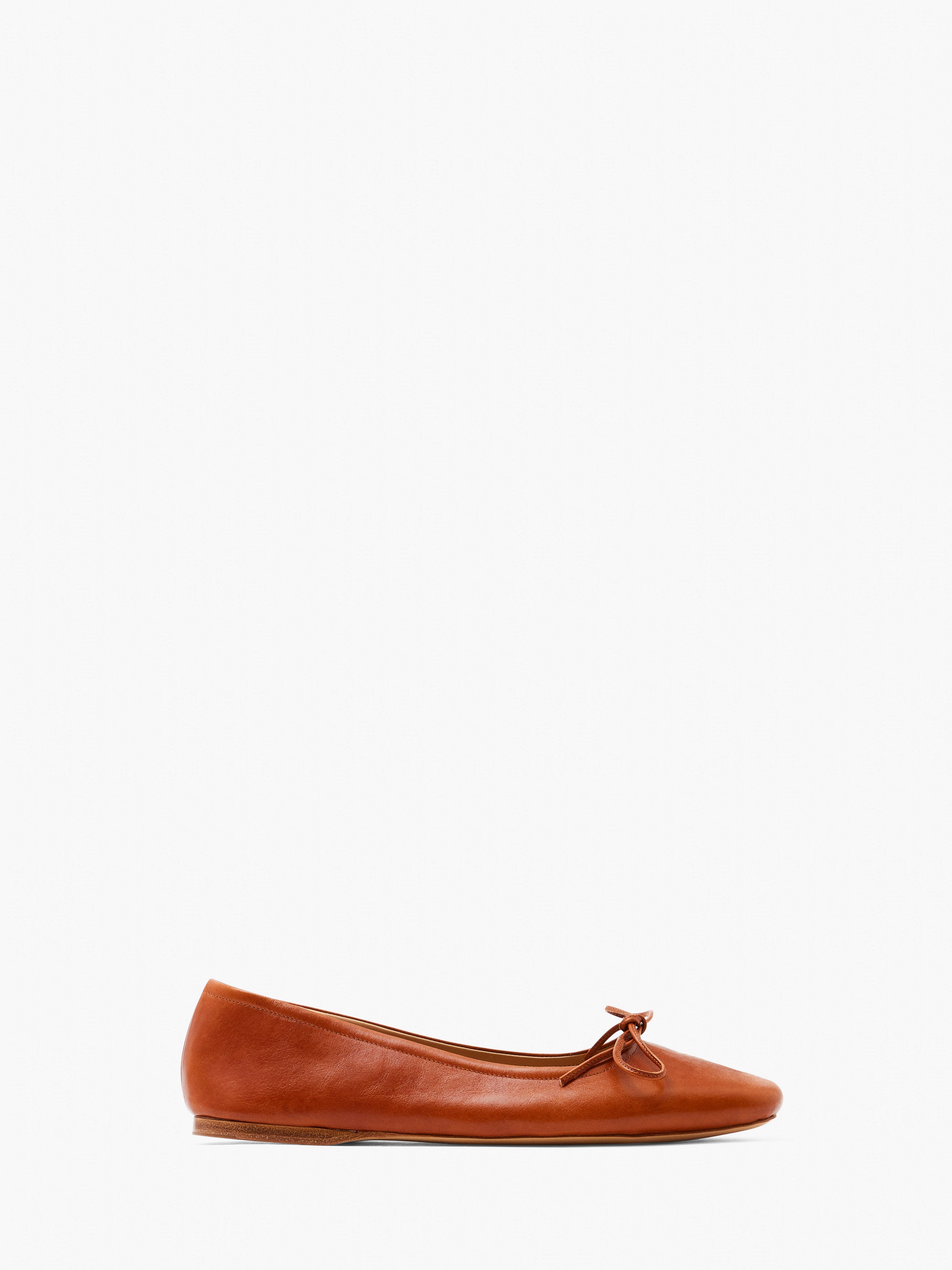 Round Toe Leather Ballet Flats for Women - Comfortable & Stylish Shoes for Work, Casual Wear & Everyday Outfits