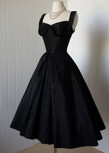 Elegant A-Line Short Prom Dress for Women - J4273 Formal Party Gown for Homecoming, Cocktail, Evening Events & Special Occasions