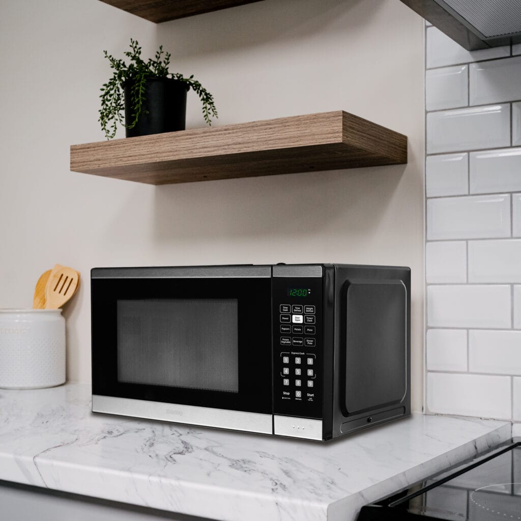 Danby DBMW0925BBS 0.9 cu. ft. Compact Countertop Microwave Oven - Black Stainless Steel - Perfect for Dorms, Offices & Small Kitchens
