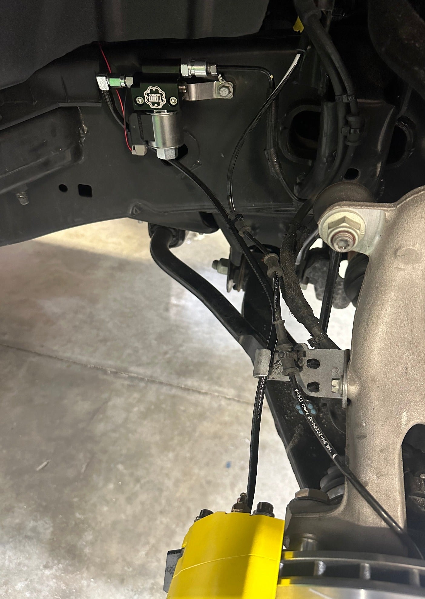 2021 Ford F150 Stock Brakes Dual Line Lock Kit with Brackets - Performance Upgrade for Drag Racing & Off-Roading