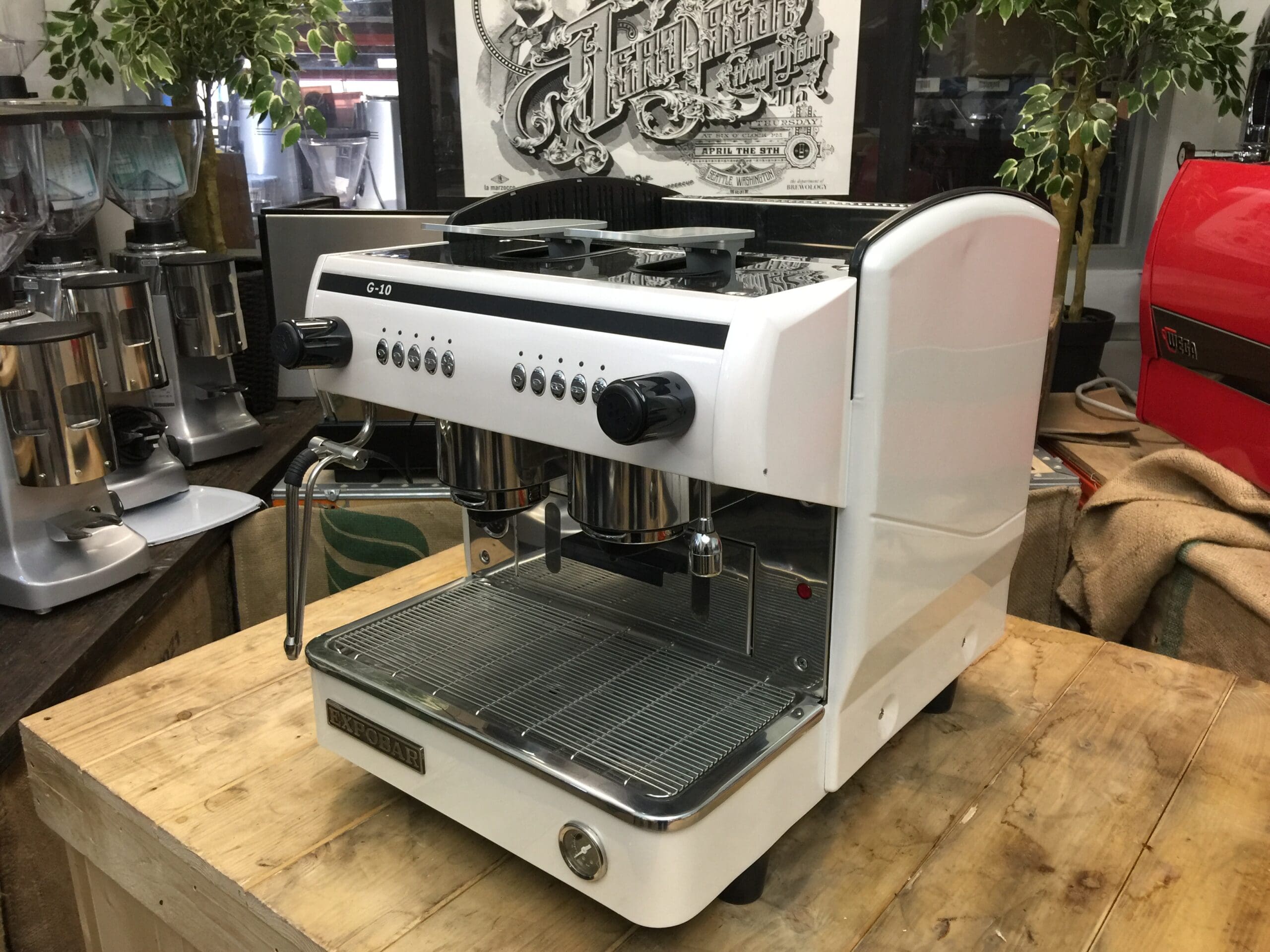 Expobar G10 Compact 2 Group Capsule Coffee Machine in White - Perfect for Cafes, Offices & Home Baristas