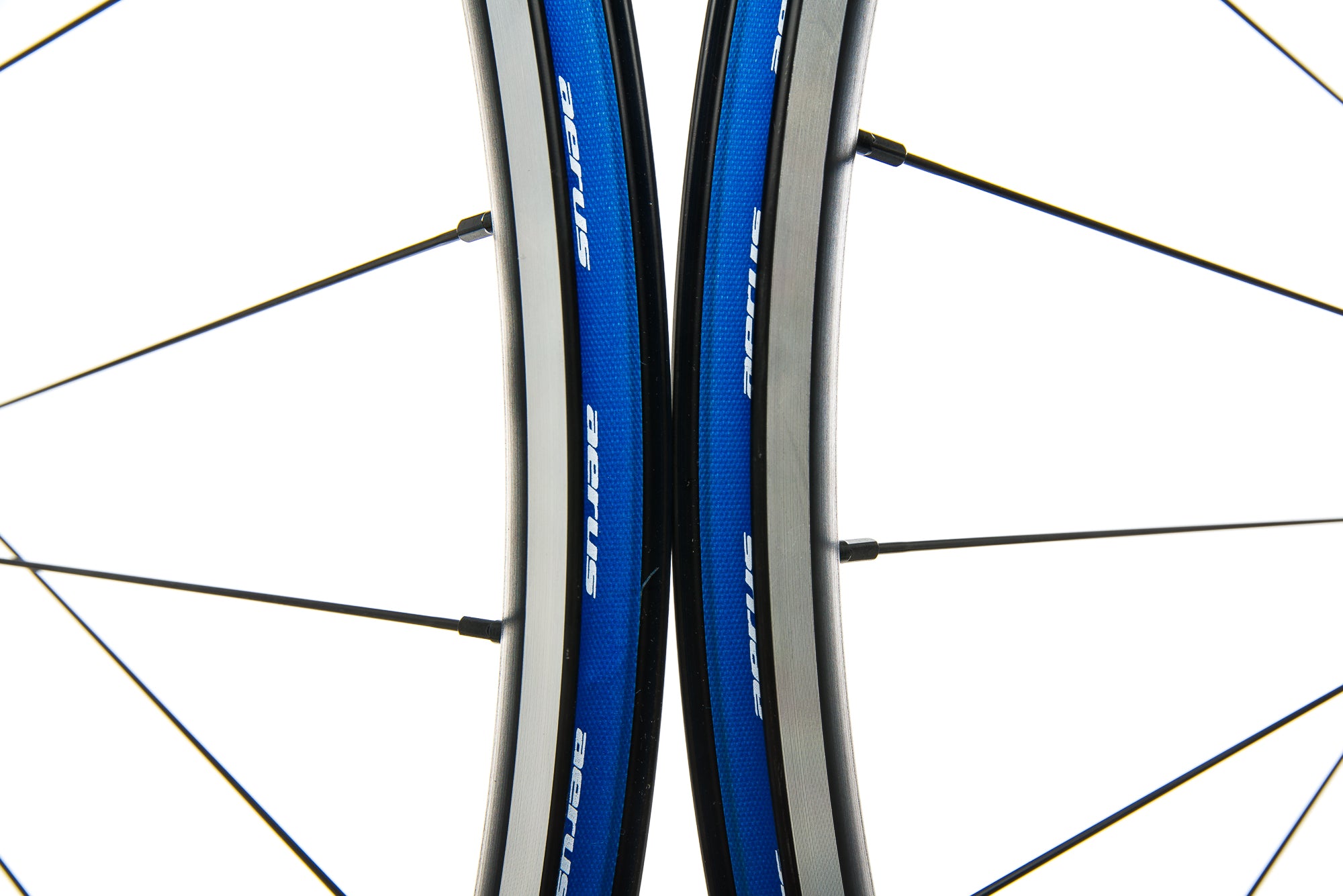 Aerus Quantum AL24 700c Aluminum Clincher Wheelset - Lightweight Road Bike Wheels for Racing & Training | Compatible with Shimano/SRAM