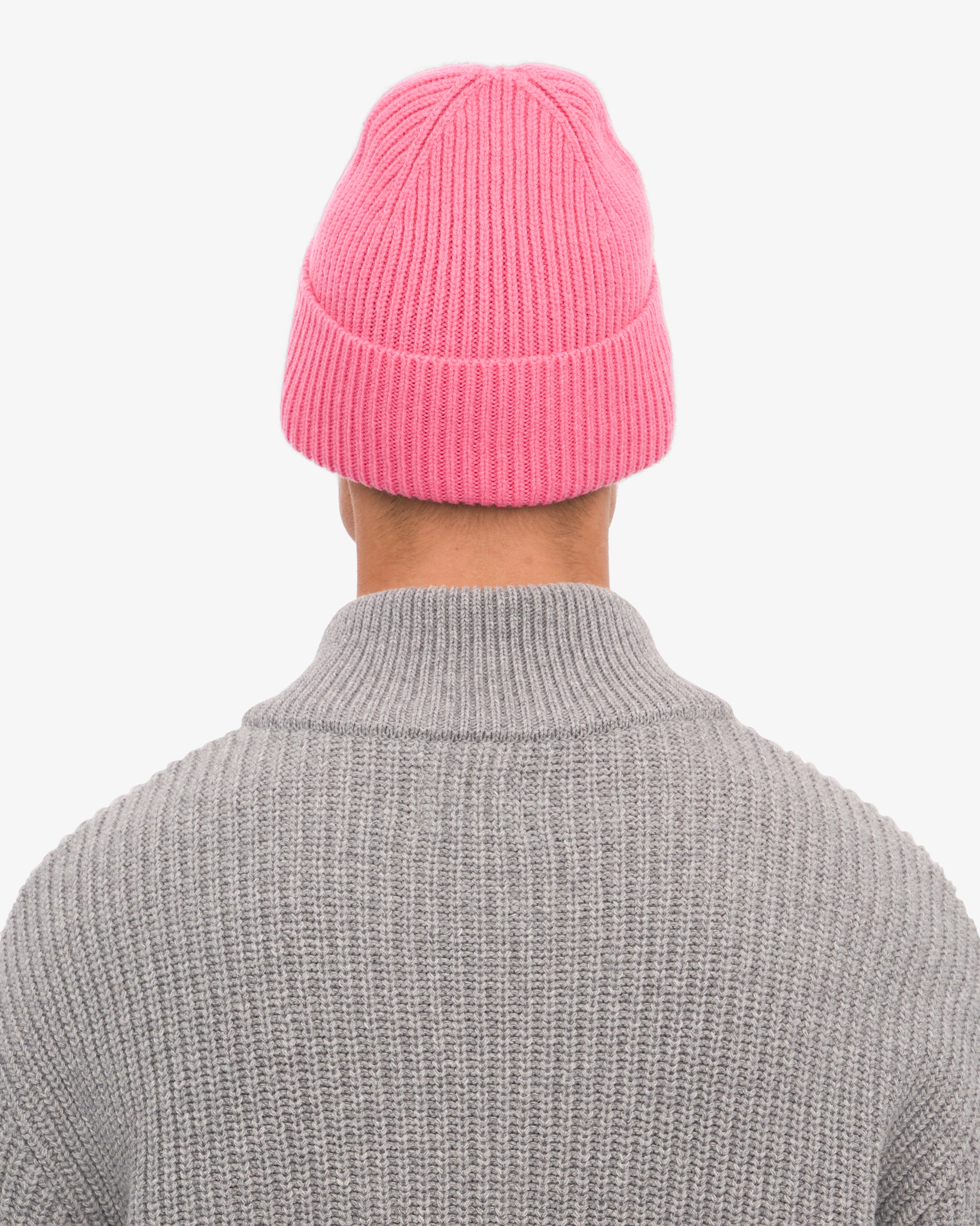 Premium Merino Wool Beanie for Women & Men - Soft Bubblegum Pink Winter Hat - Warm Knit Cap for Skiing, Hiking & Outdoor Activities
