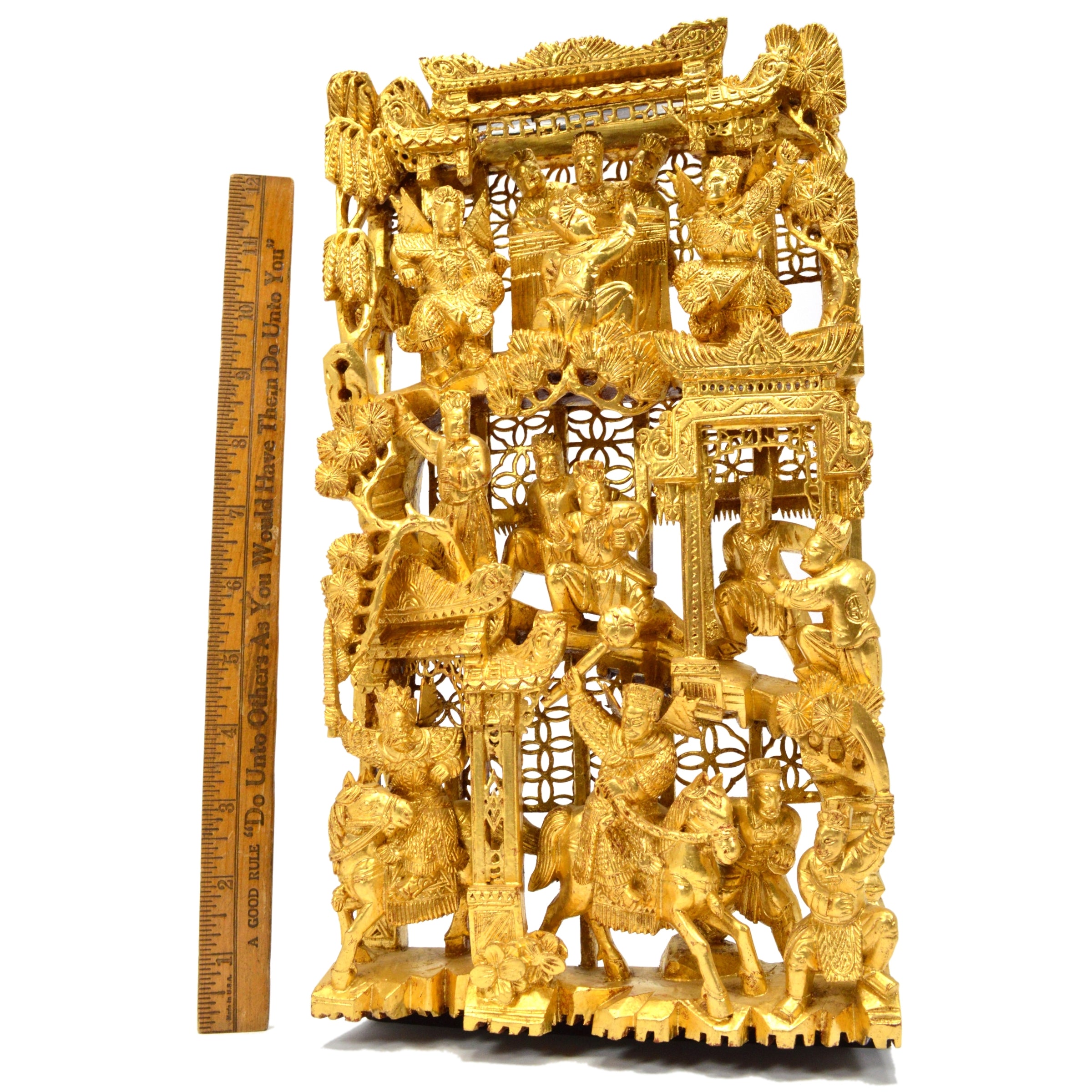 Antique Chinese Carved Wood Openwork Panel with Gold Gilding - Imperial Scene Wall Art for Home Decor & Asian-Inspired Interior Design