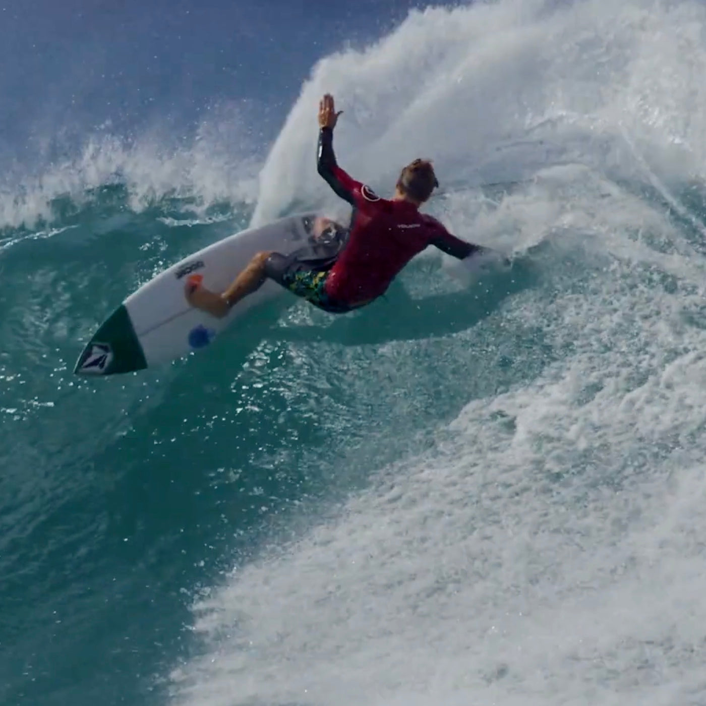 Channel Islands 2.Pro 6'3 Surfboard with PU Core & Futures 3 Fin System - Perfect for Intermediate Surfers in Beach Waves