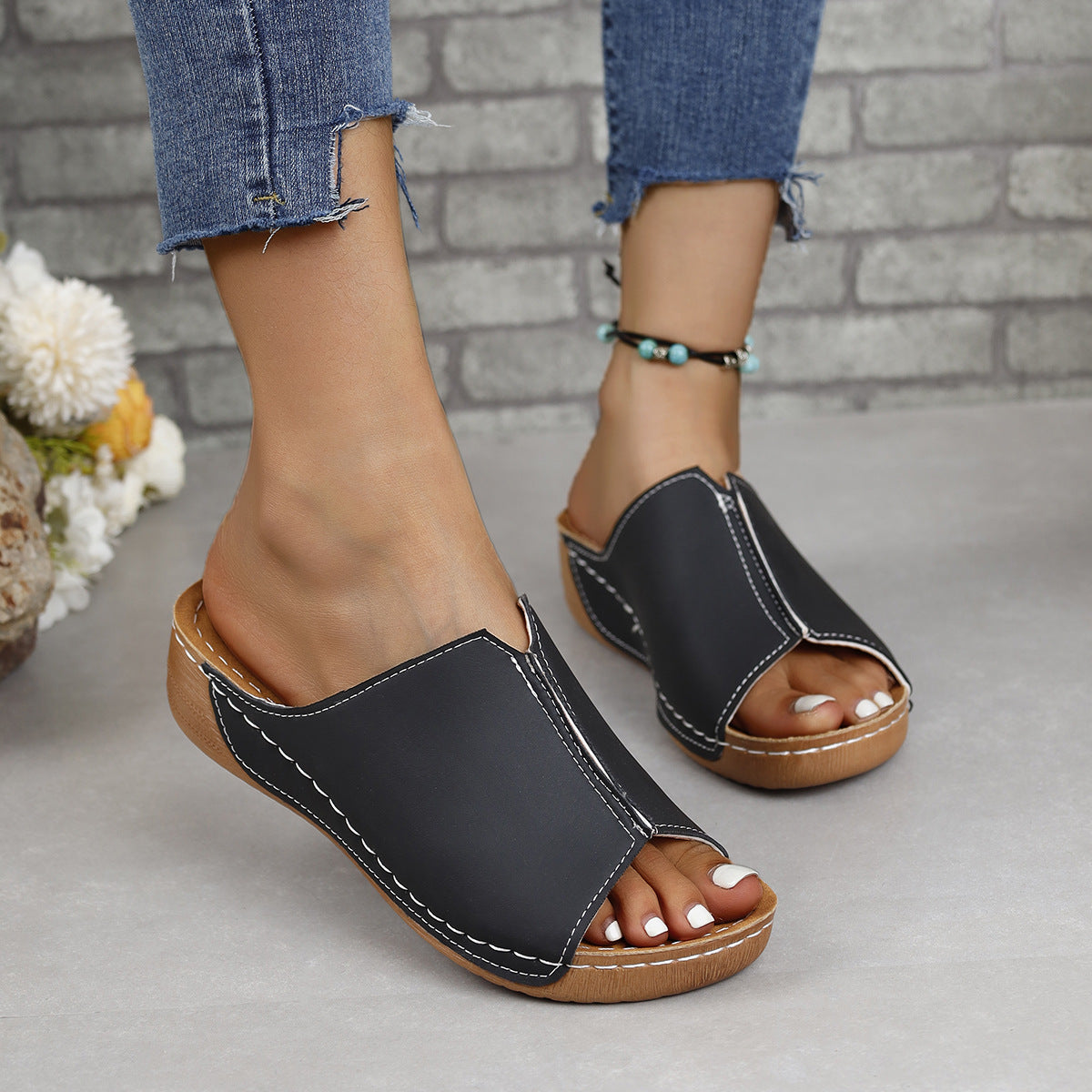 Stylish PU Leather Open Toe Sandals for Women - Comfortable Summer Slide Sandals for Beach, Vacation & Casual Outfits