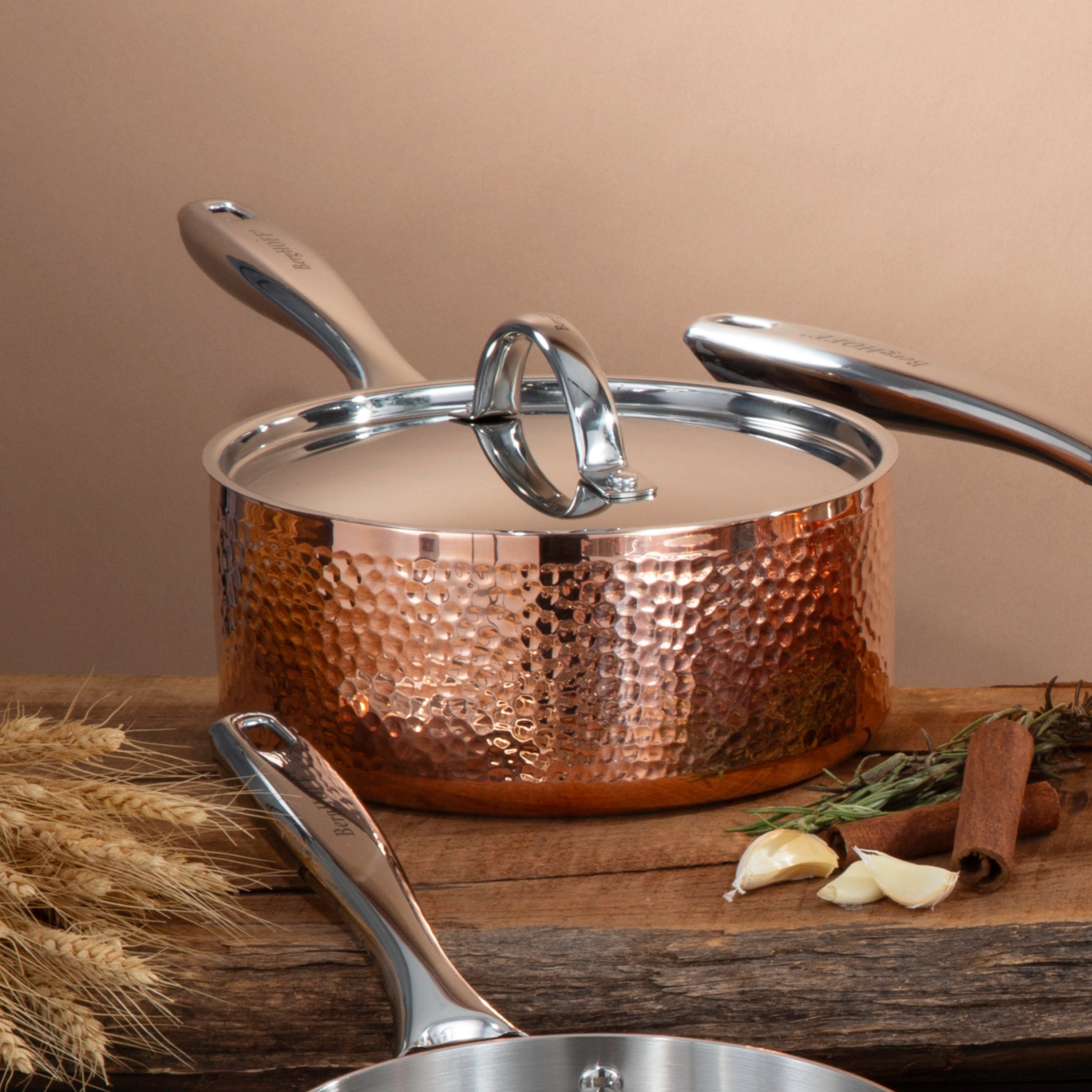 BergHOFF Vintage Tri-Ply Copper 8-Inch Saucepan 3-Quart with Lid, Hammered Finish - Perfect for Soups, Stews & Sauces in Modern Kitchens